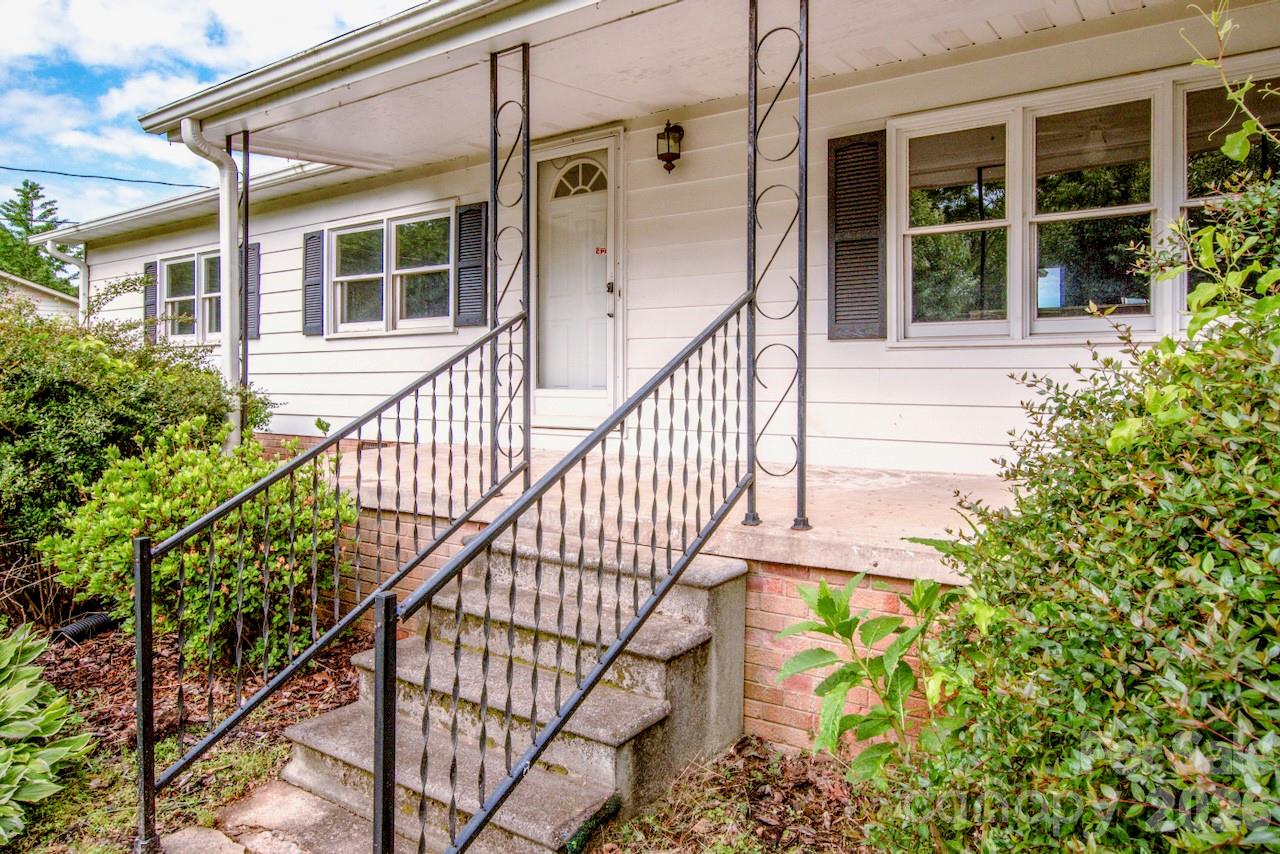 431 Cooper Farm Road — Statesville