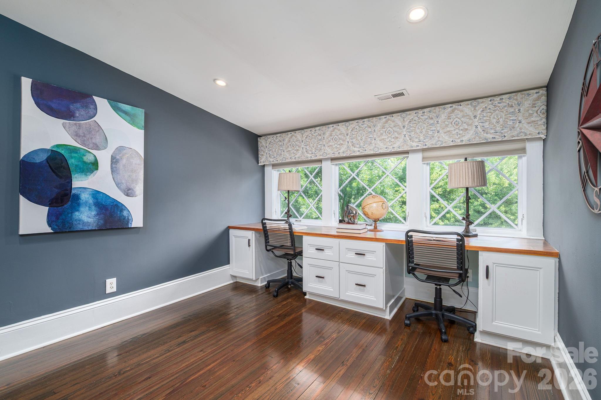 307 N Main Street — Belmont