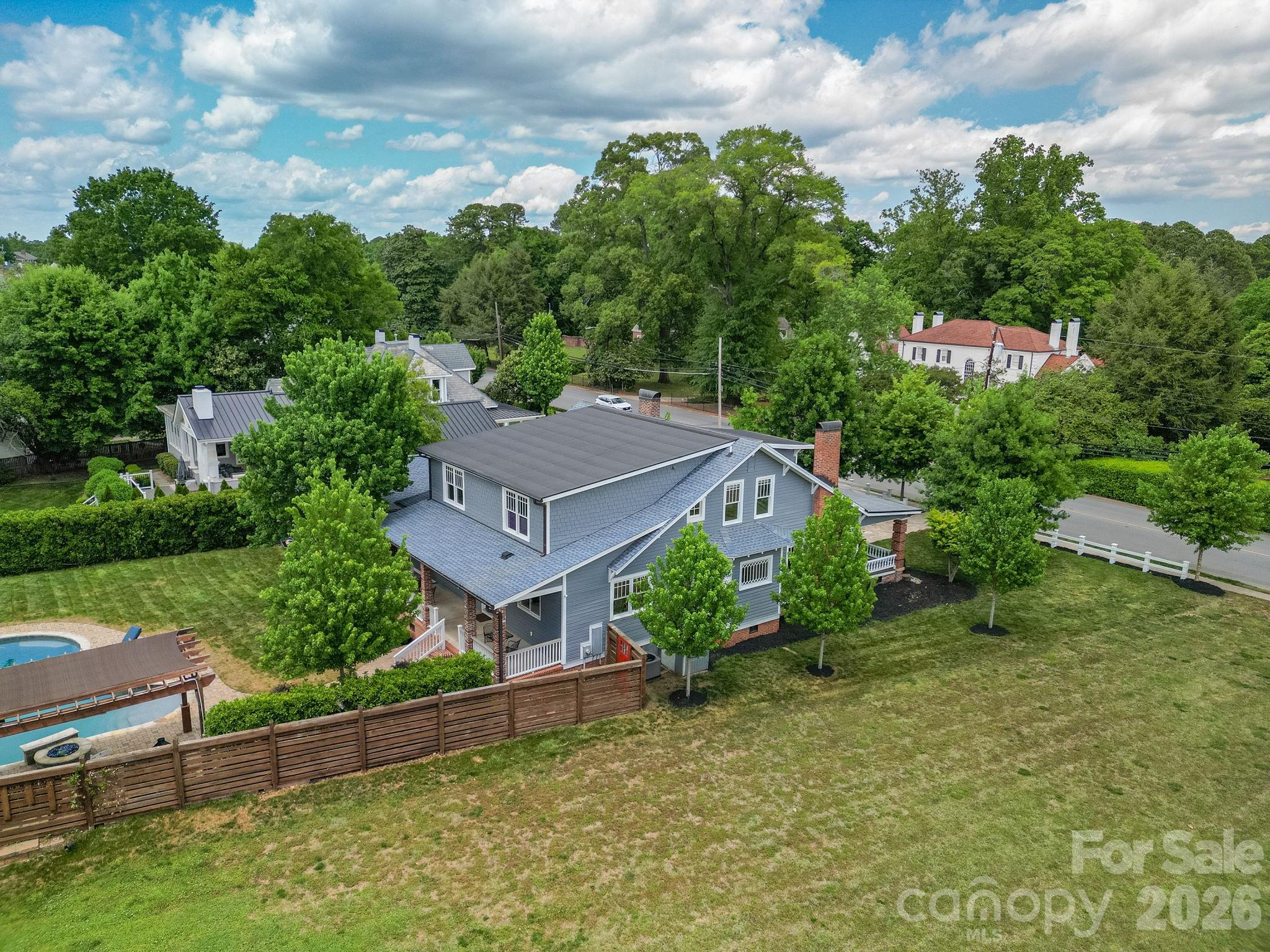 307 N Main Street — Belmont