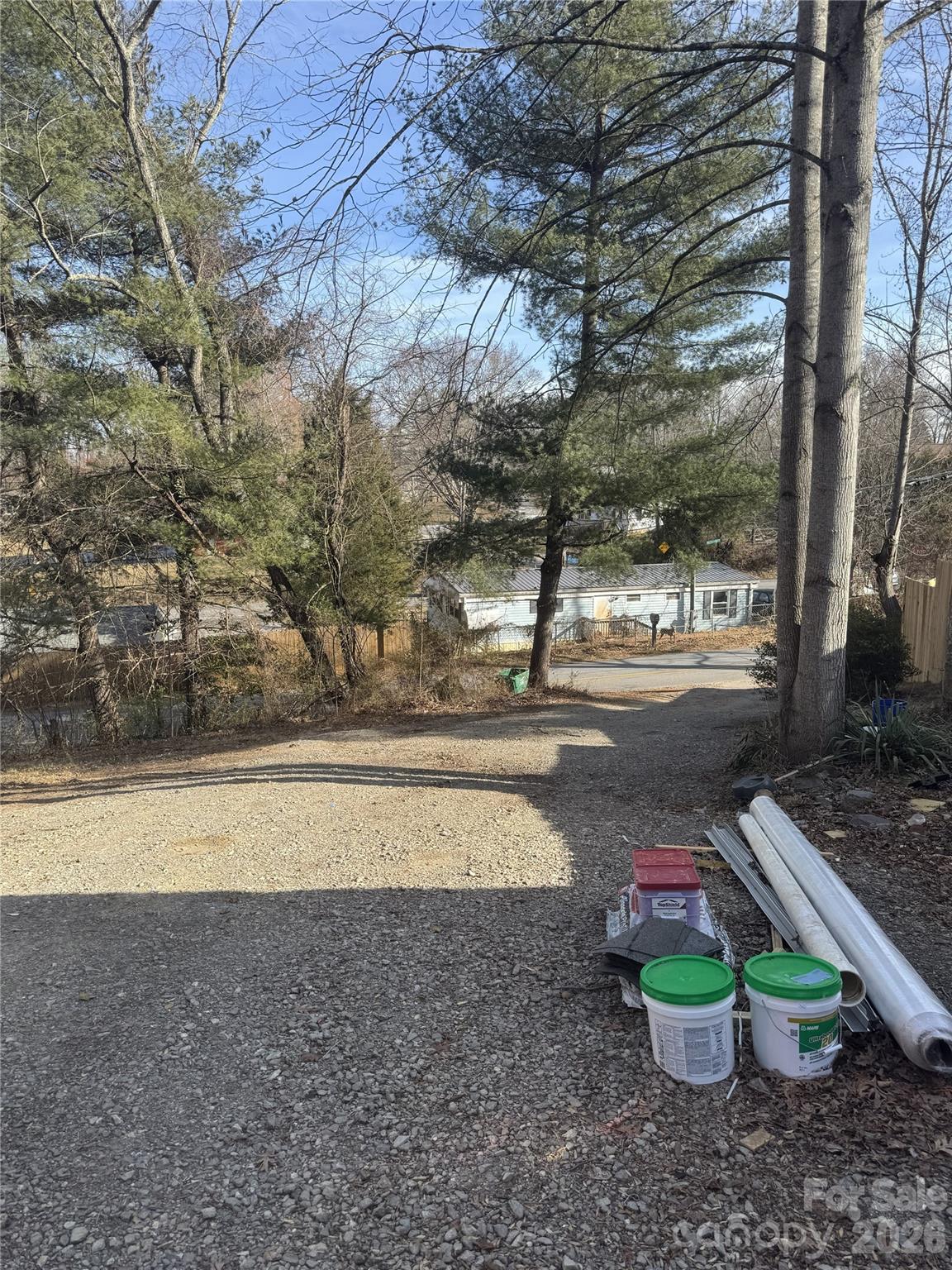 81 Eastview Circle — Asheville
