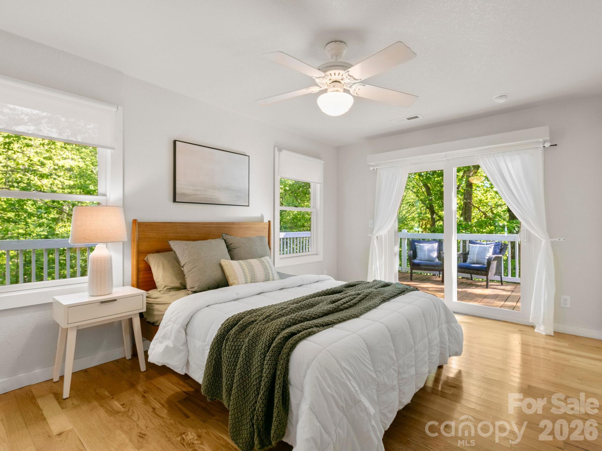 220 Jones Court — Lake Lure