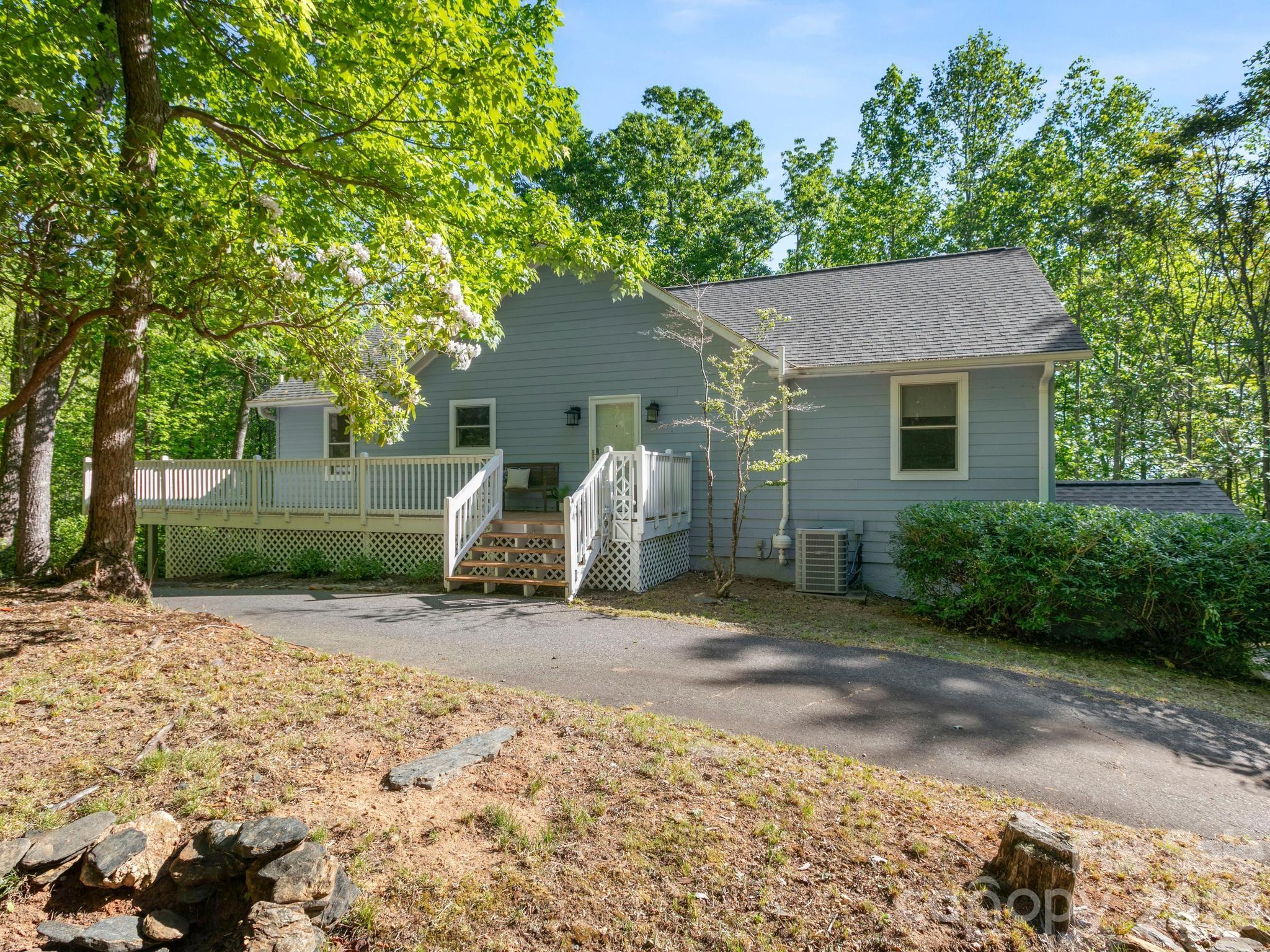 220 Jones Court — Lake Lure