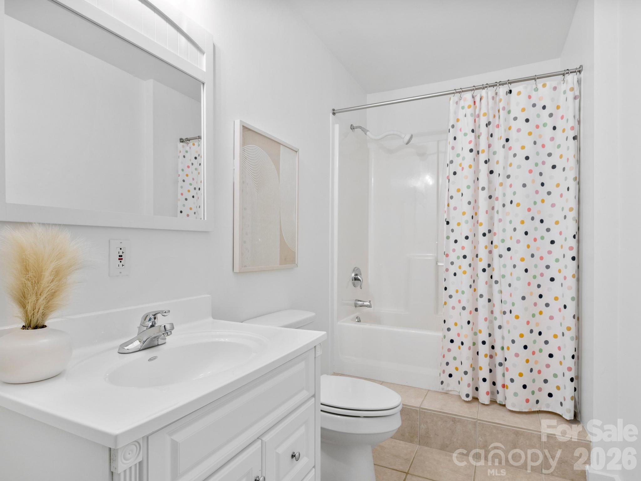 220 Jones Court — Lake Lure