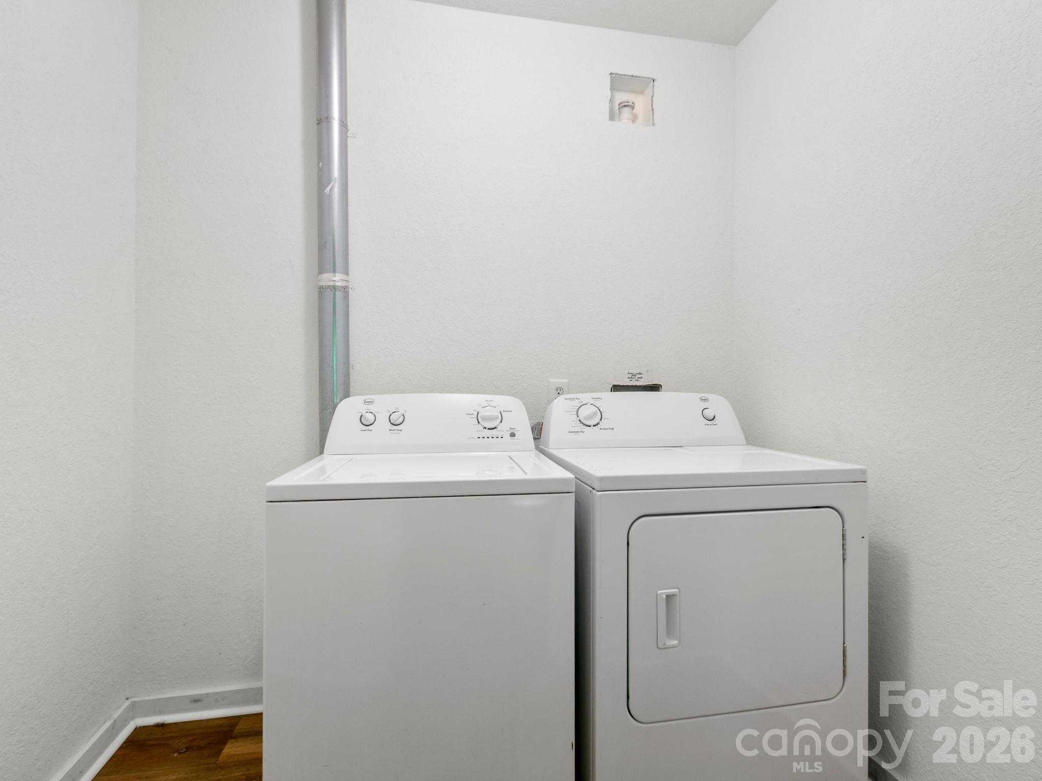 220 Jones Court — Lake Lure