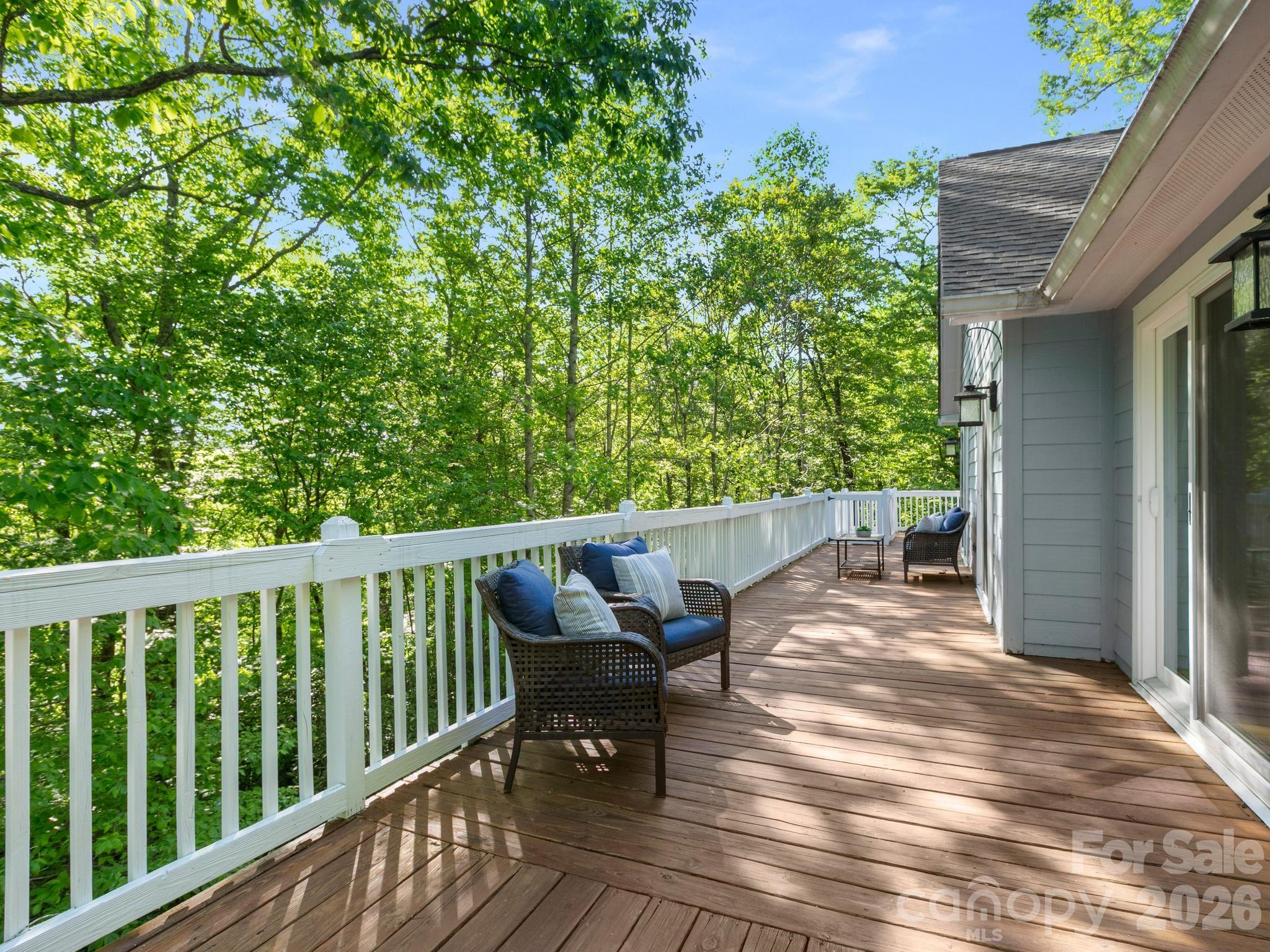 220 Jones Court — Lake Lure