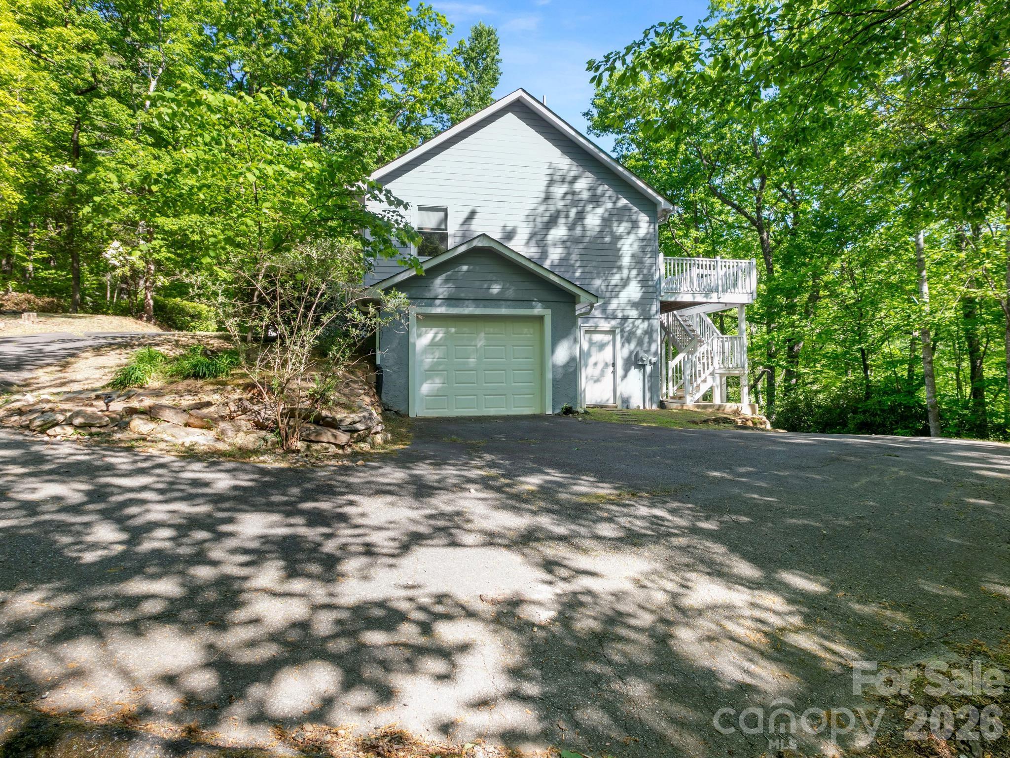 220 Jones Court — Lake Lure