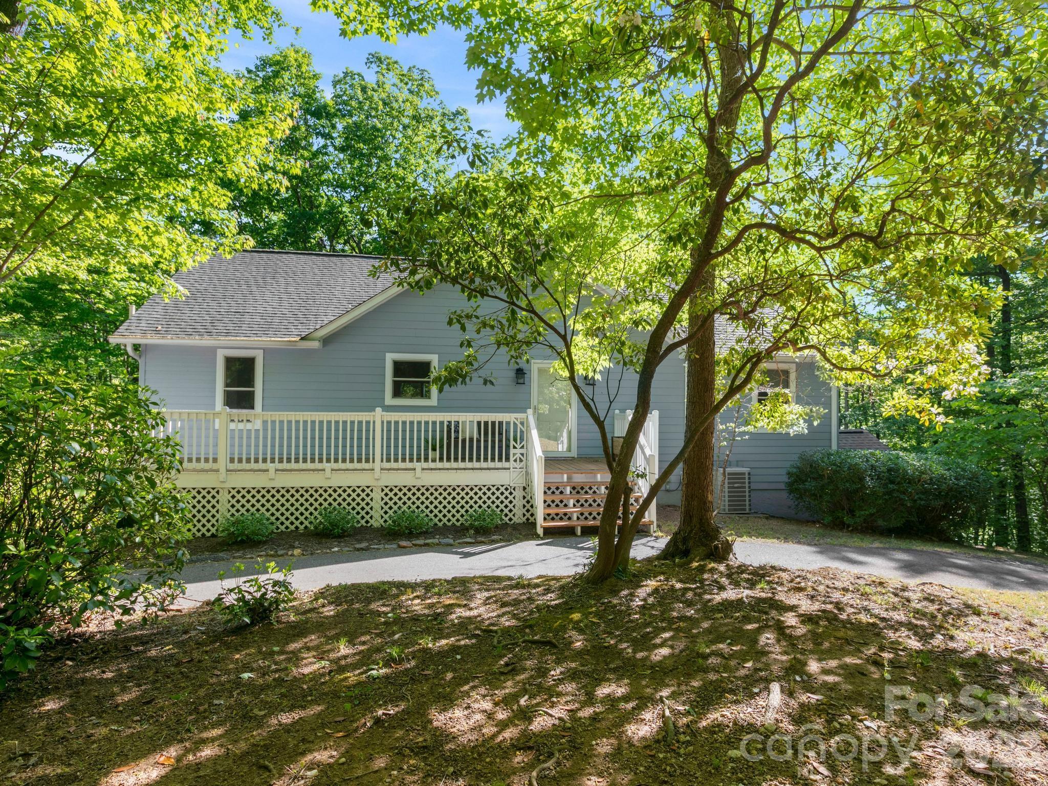 220 Jones Court — Lake Lure