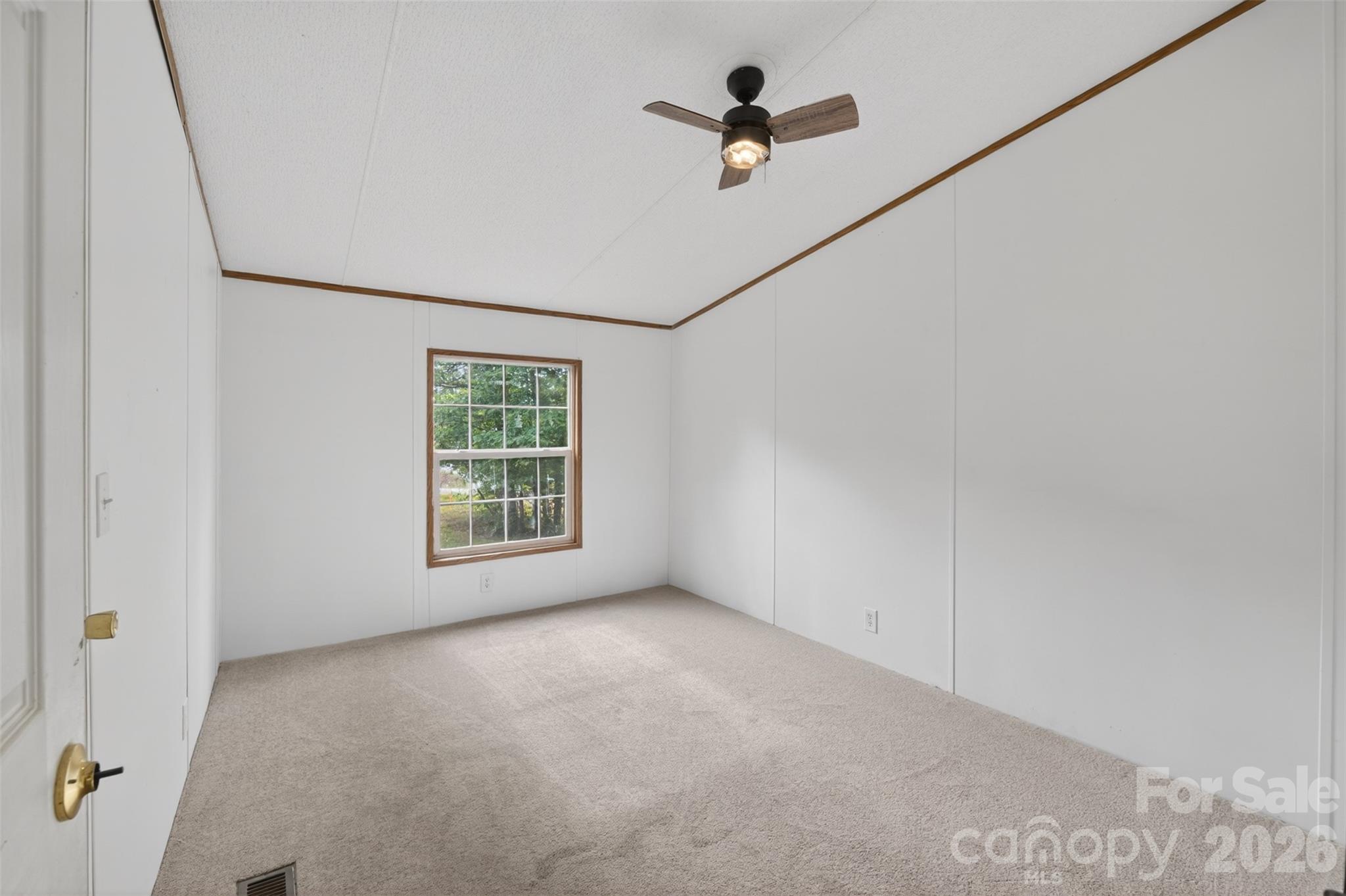 4137 Alderbrook Court — Lenoir