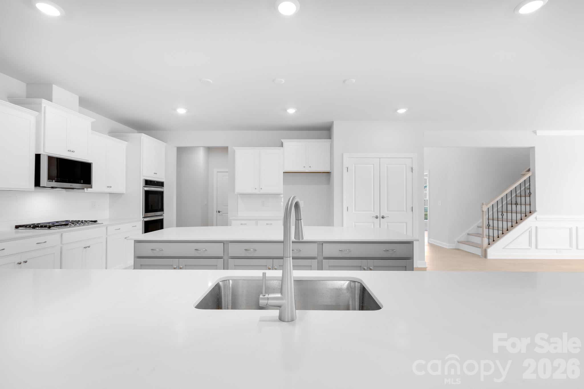 4290 Camden Glen Road #162 — Lancaster