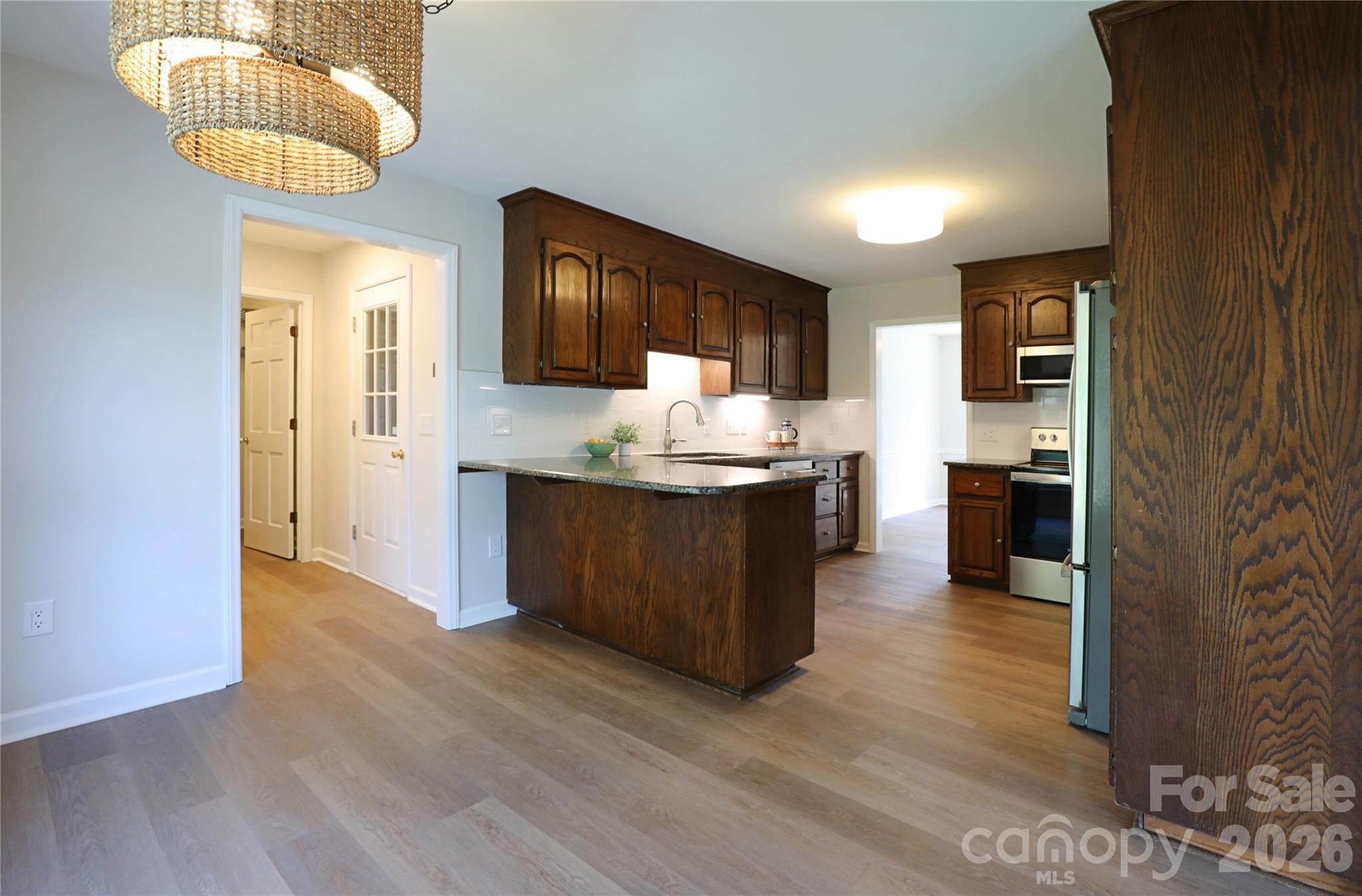 12809 Pine Bluff Road — Midland