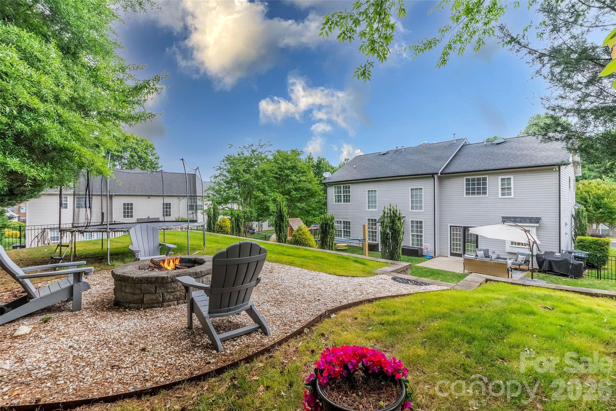 16027 Grafham Circle — Huntersville