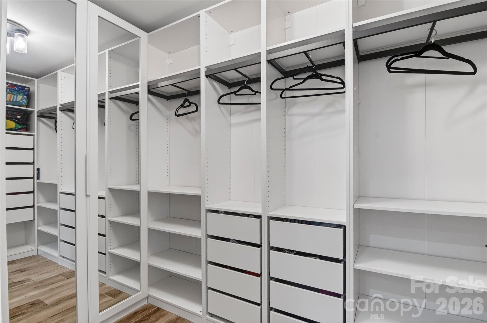 16027 Grafham Circle — Huntersville
