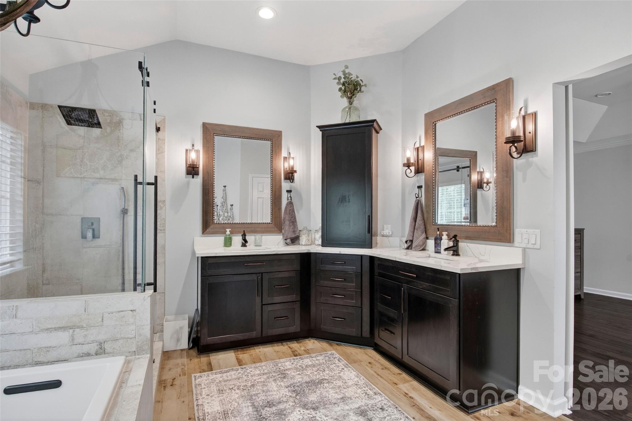 16027 Grafham Circle — Huntersville