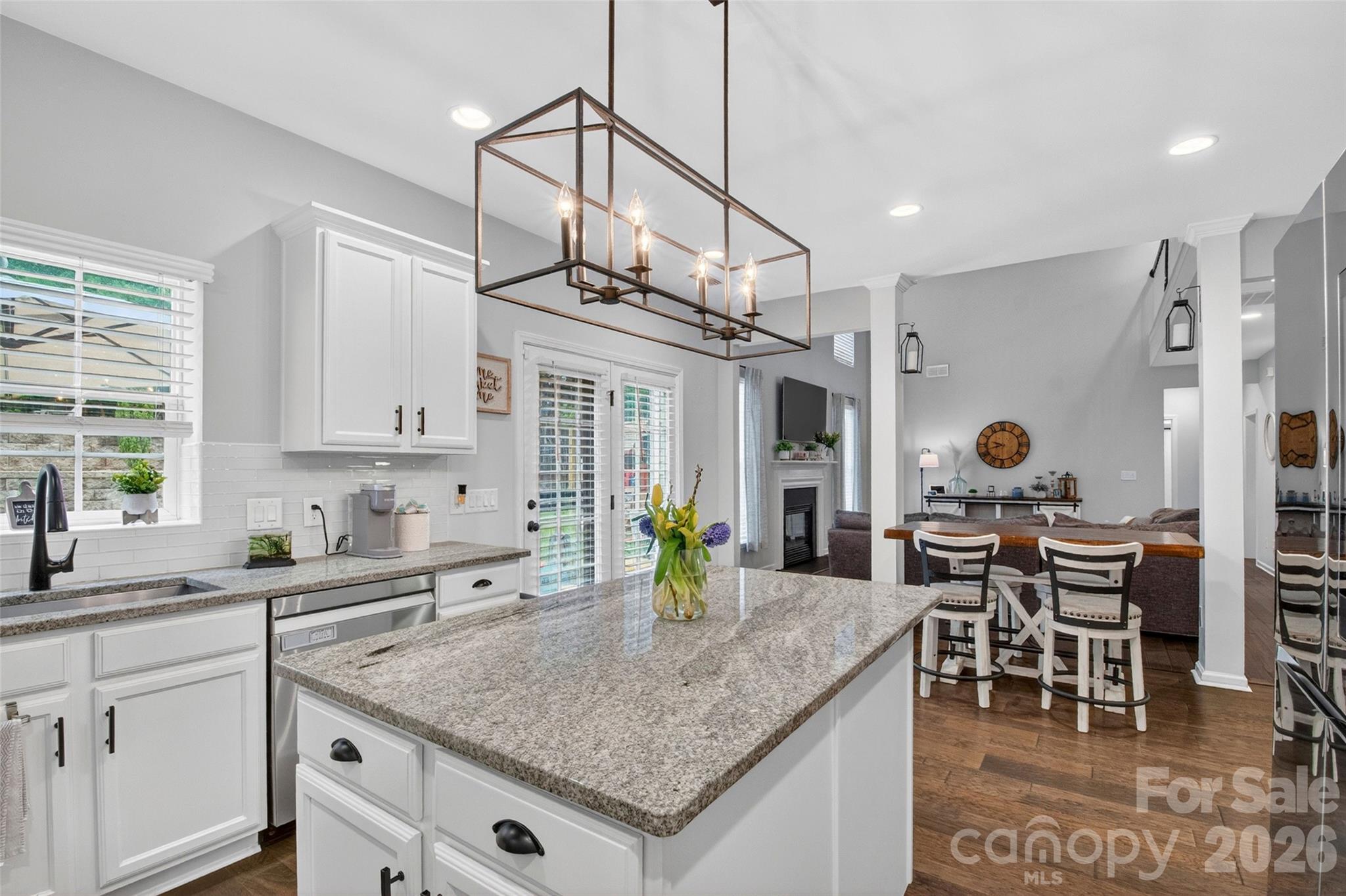 16027 Grafham Circle — Huntersville