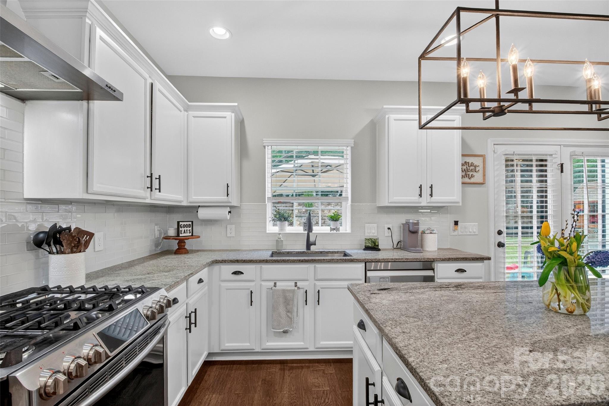 16027 Grafham Circle — Huntersville