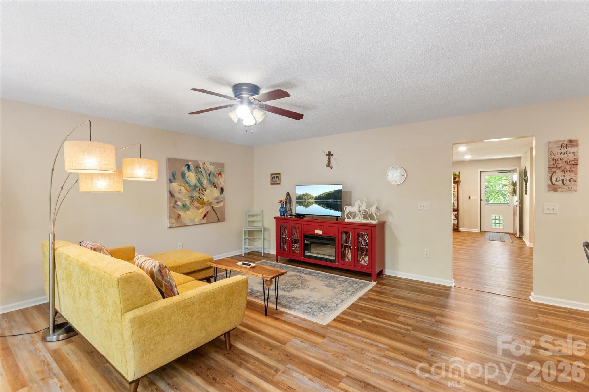 12 Hutchinson Woods — Fletcher