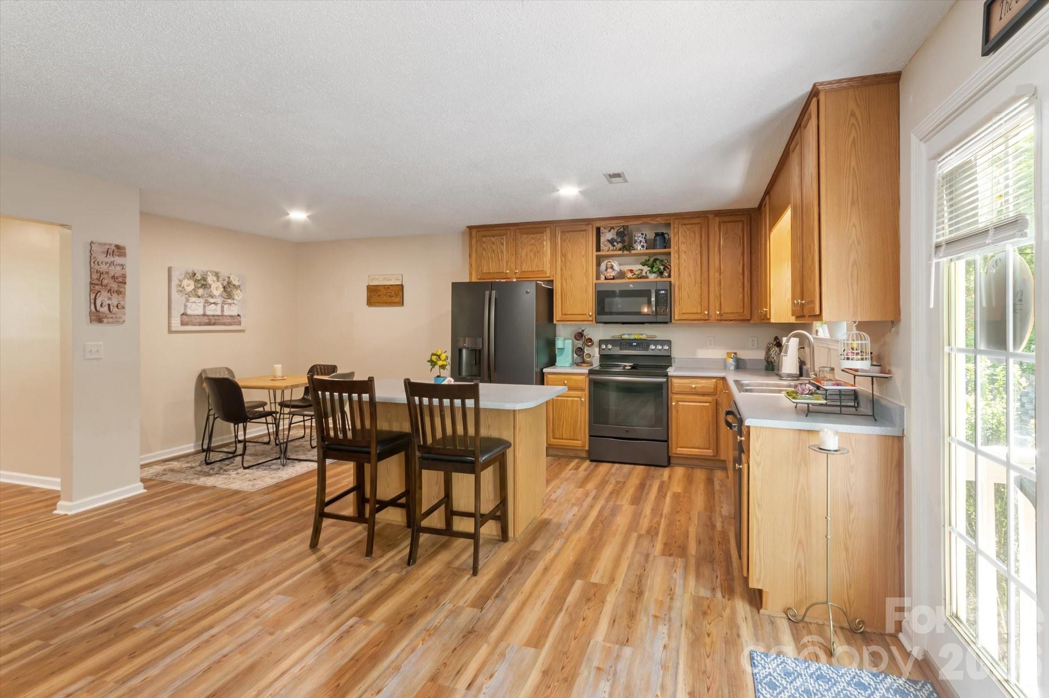 12 Hutchinson Woods — Fletcher