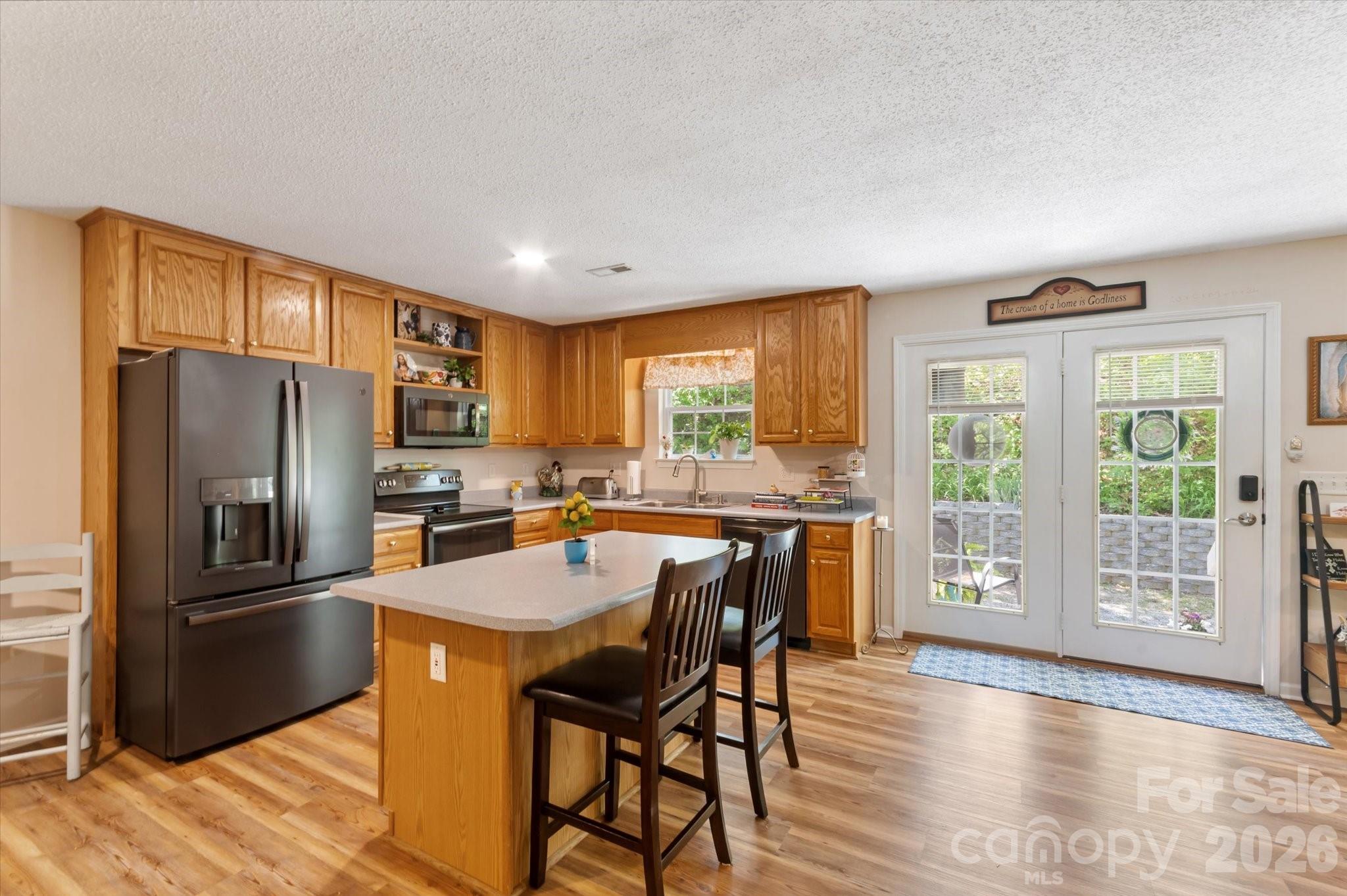 12 Hutchinson Woods — Fletcher
