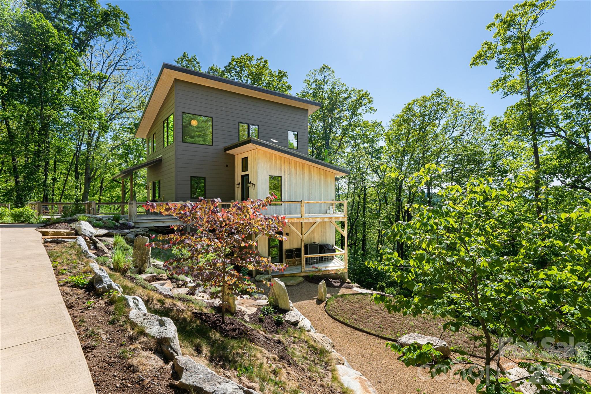 77 Mcintyre Drive — Asheville