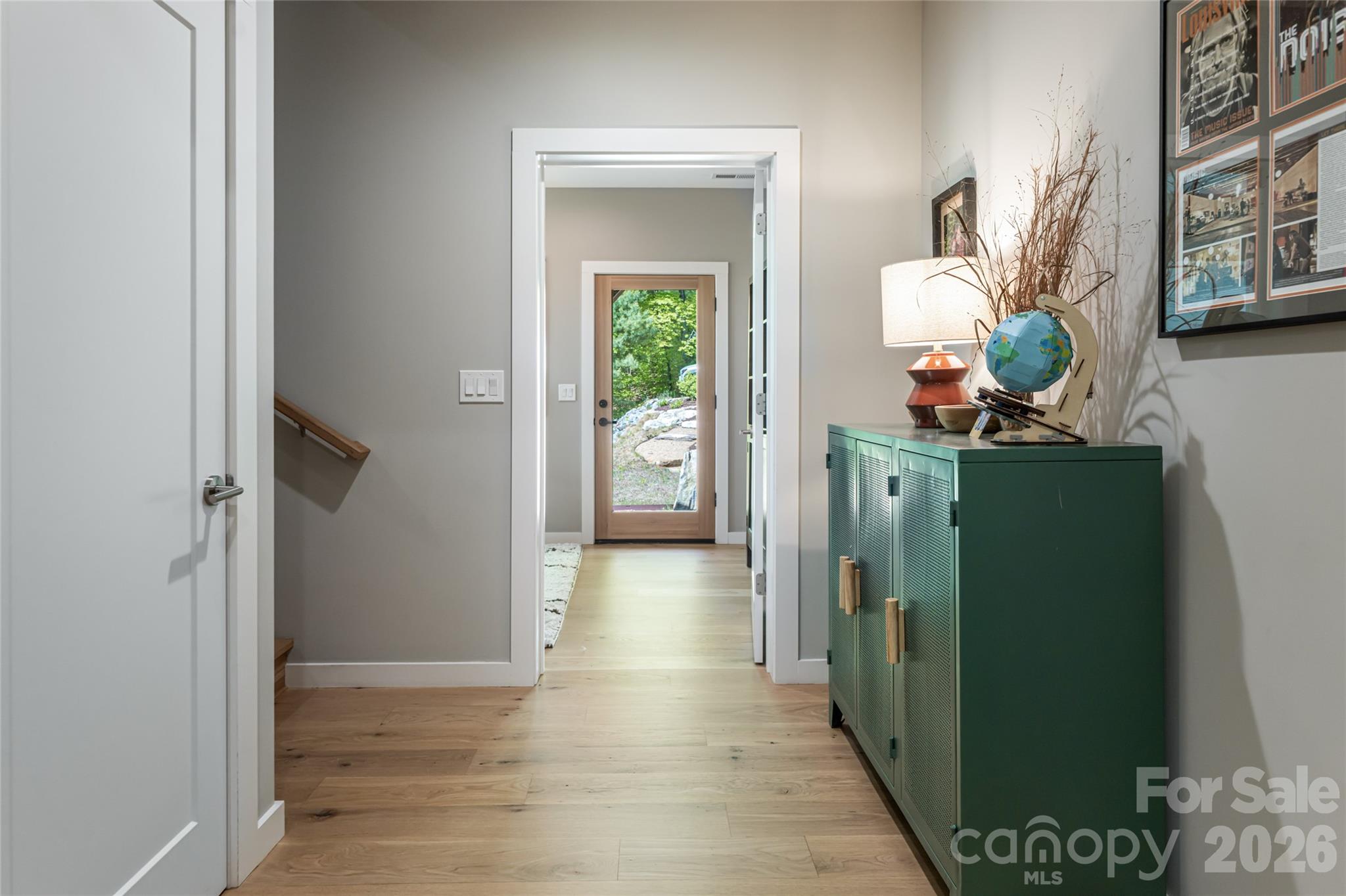 77 Mcintyre Drive — Asheville
