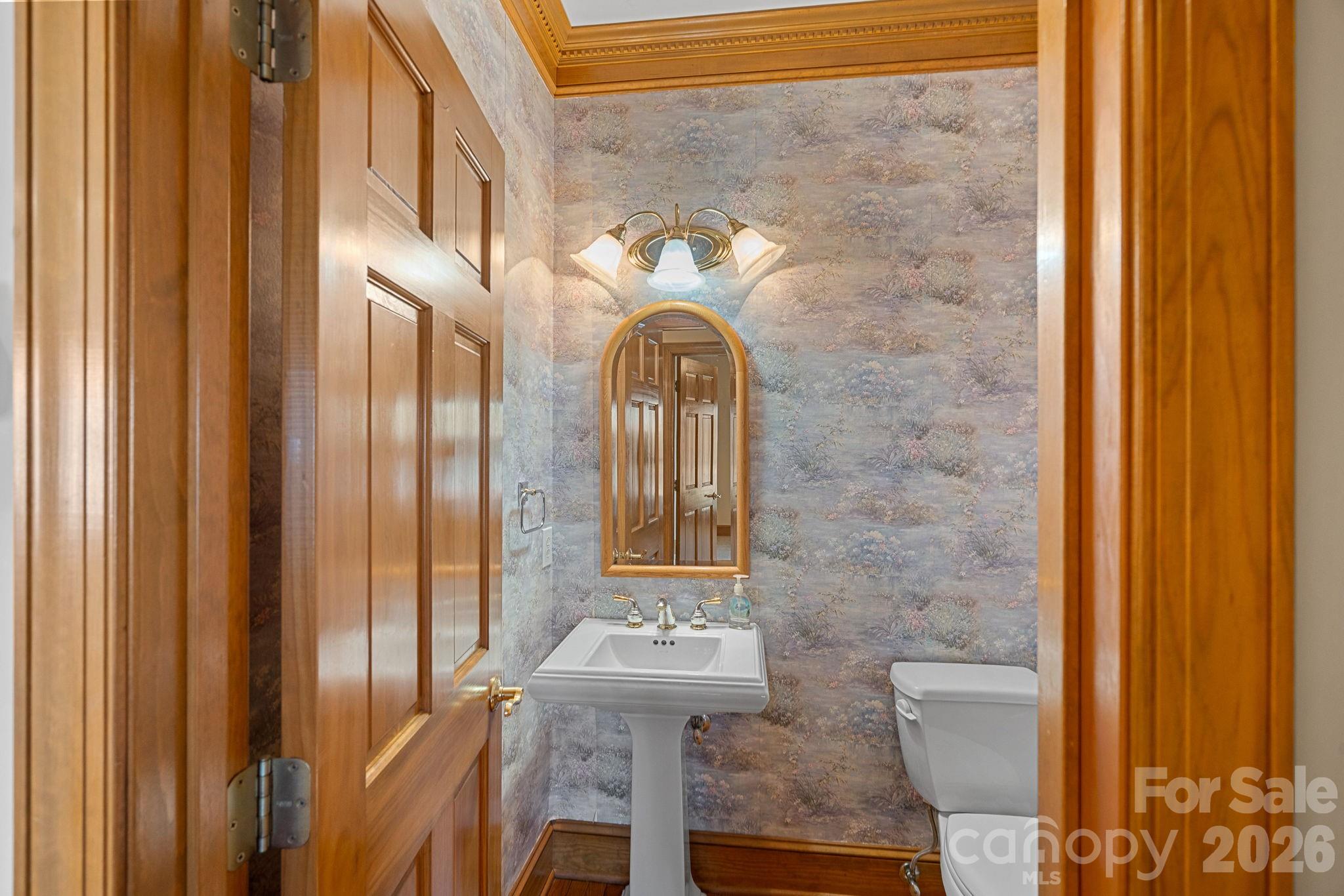 223 Wilson Lake Road — Mooresville