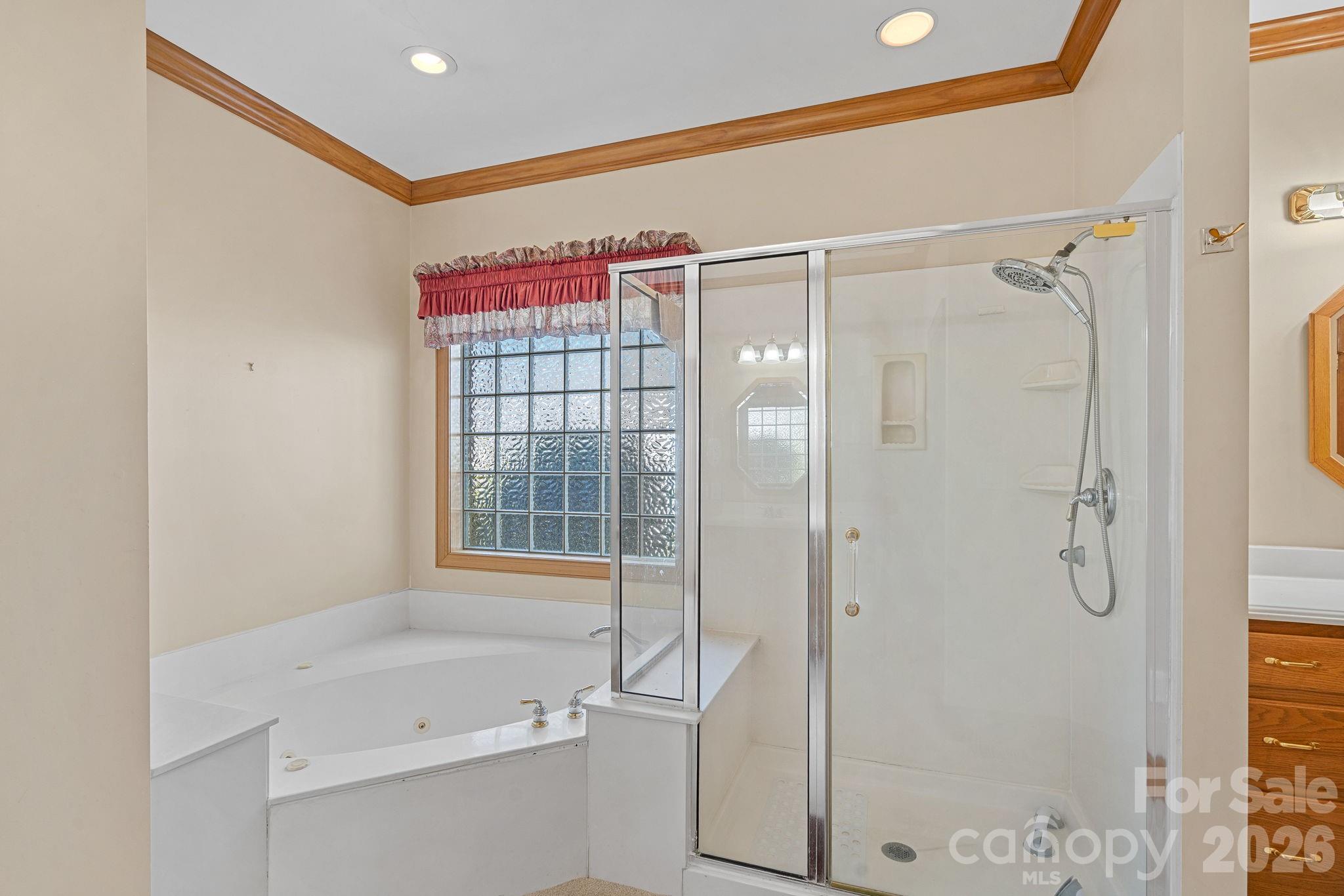 223 Wilson Lake Road — Mooresville
