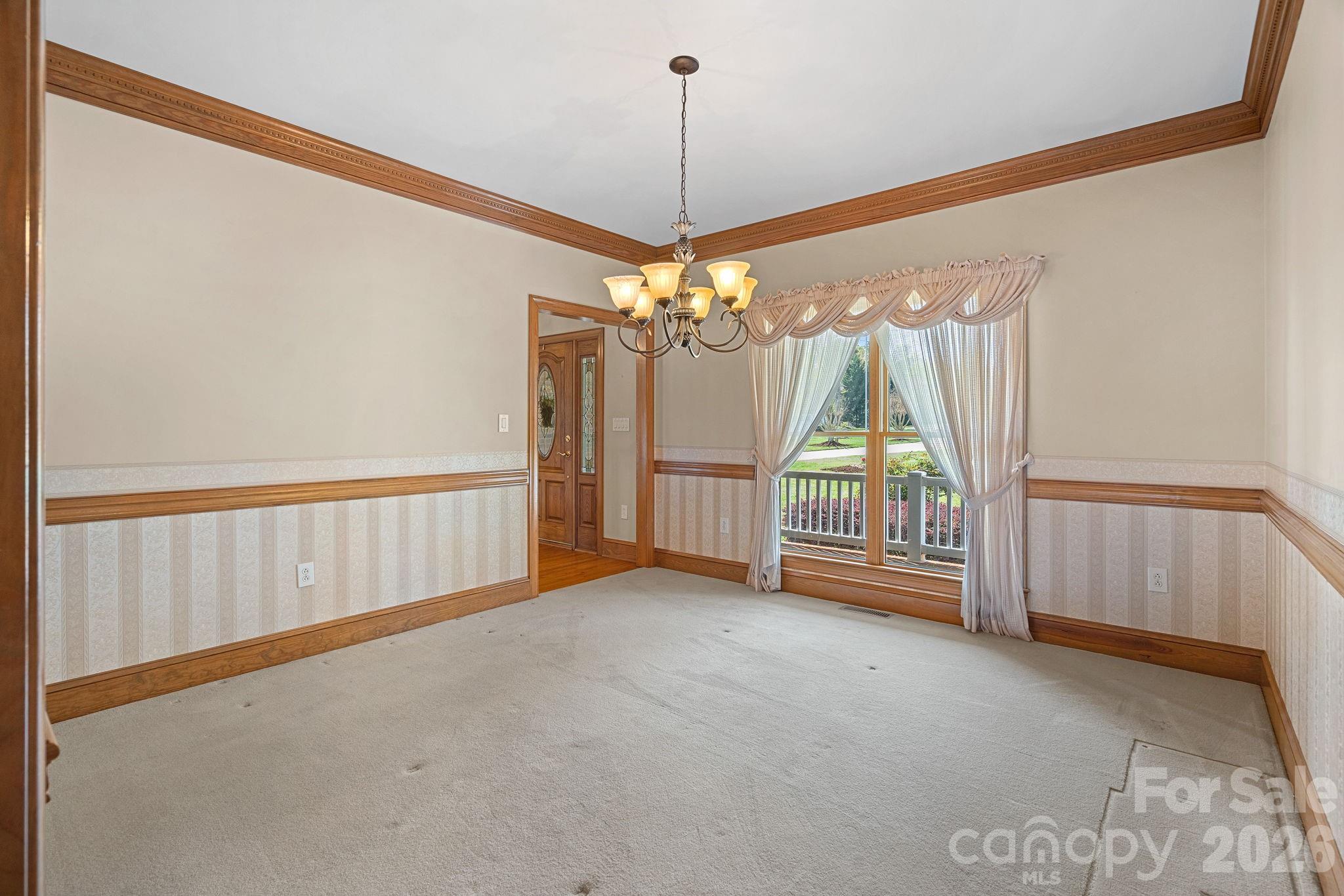 223 Wilson Lake Road — Mooresville