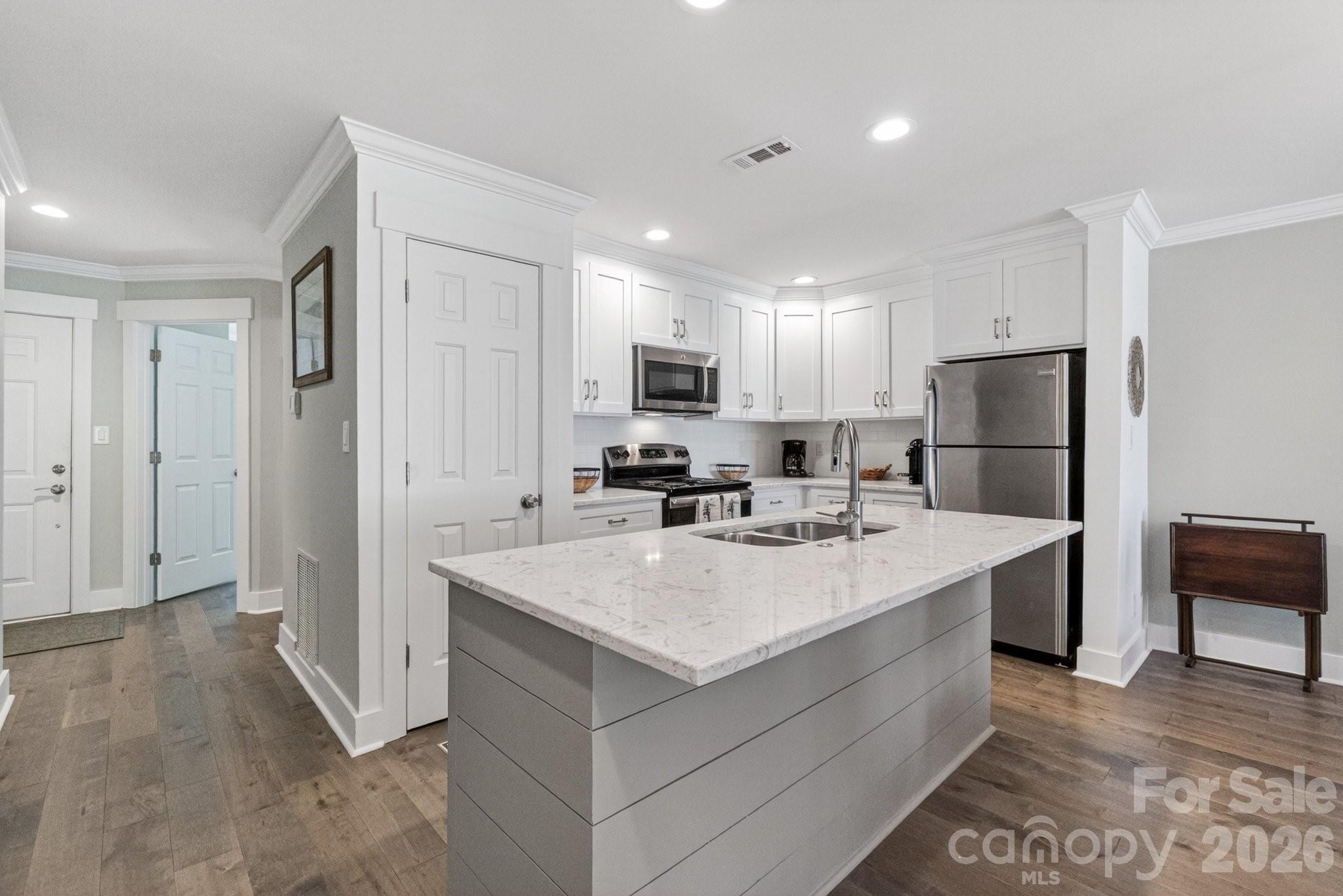 605 Portside Drive — Davidson