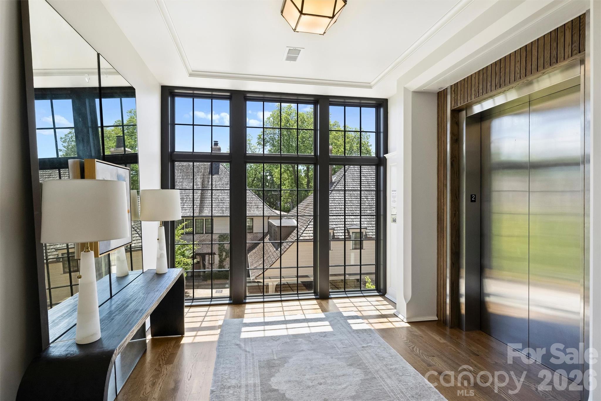 1170 Queens Road — Charlotte