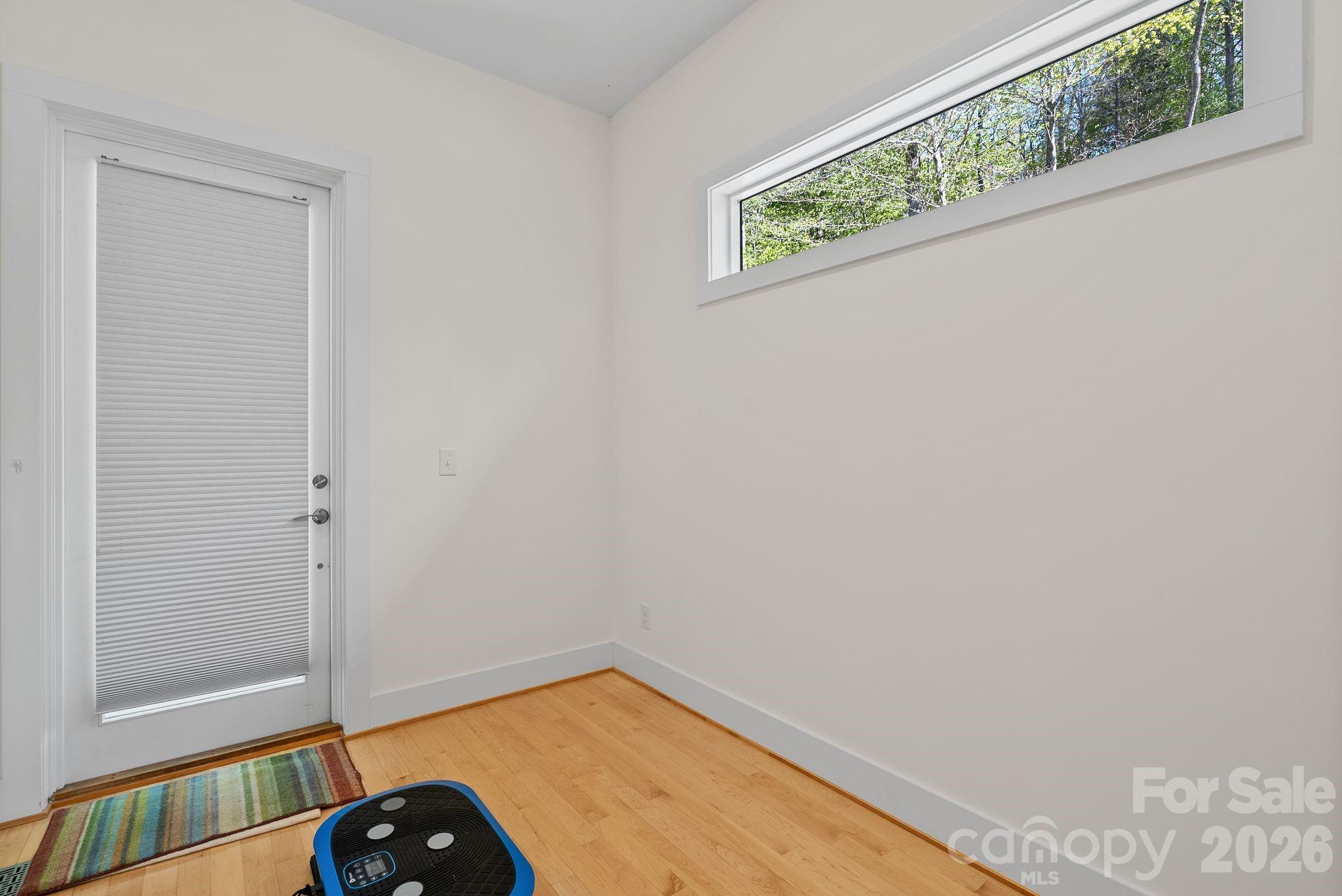 404 Amanda Drive — Mars Hill