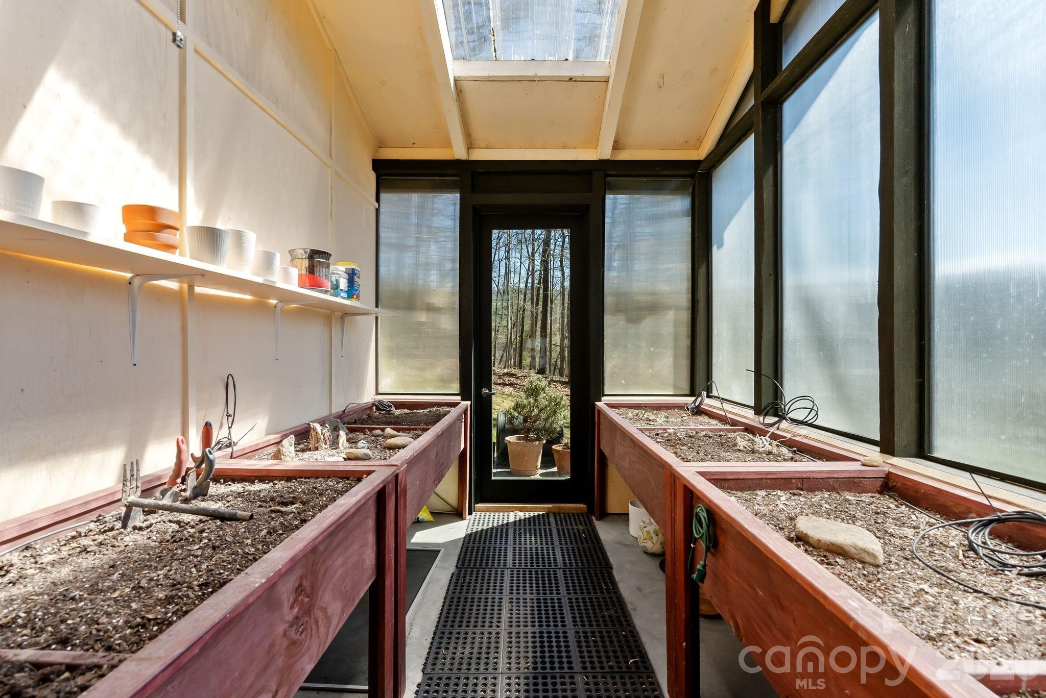 404 Amanda Drive — Mars Hill