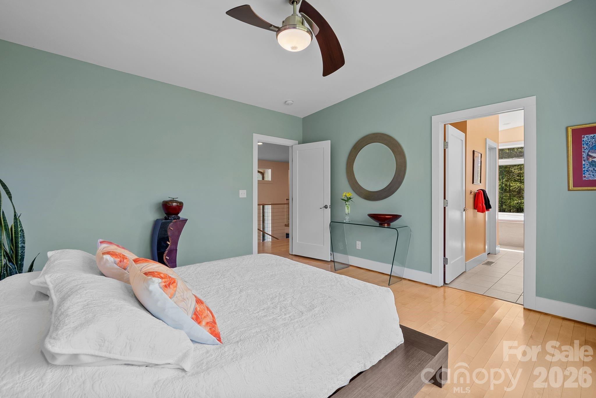 404 Amanda Drive — Mars Hill