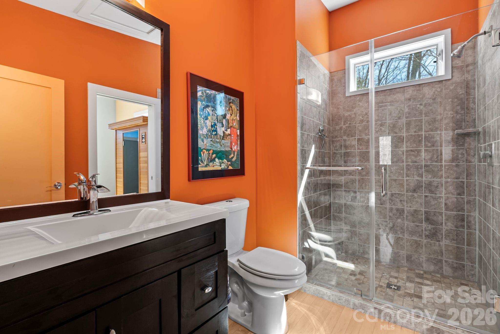 404 Amanda Drive — Mars Hill