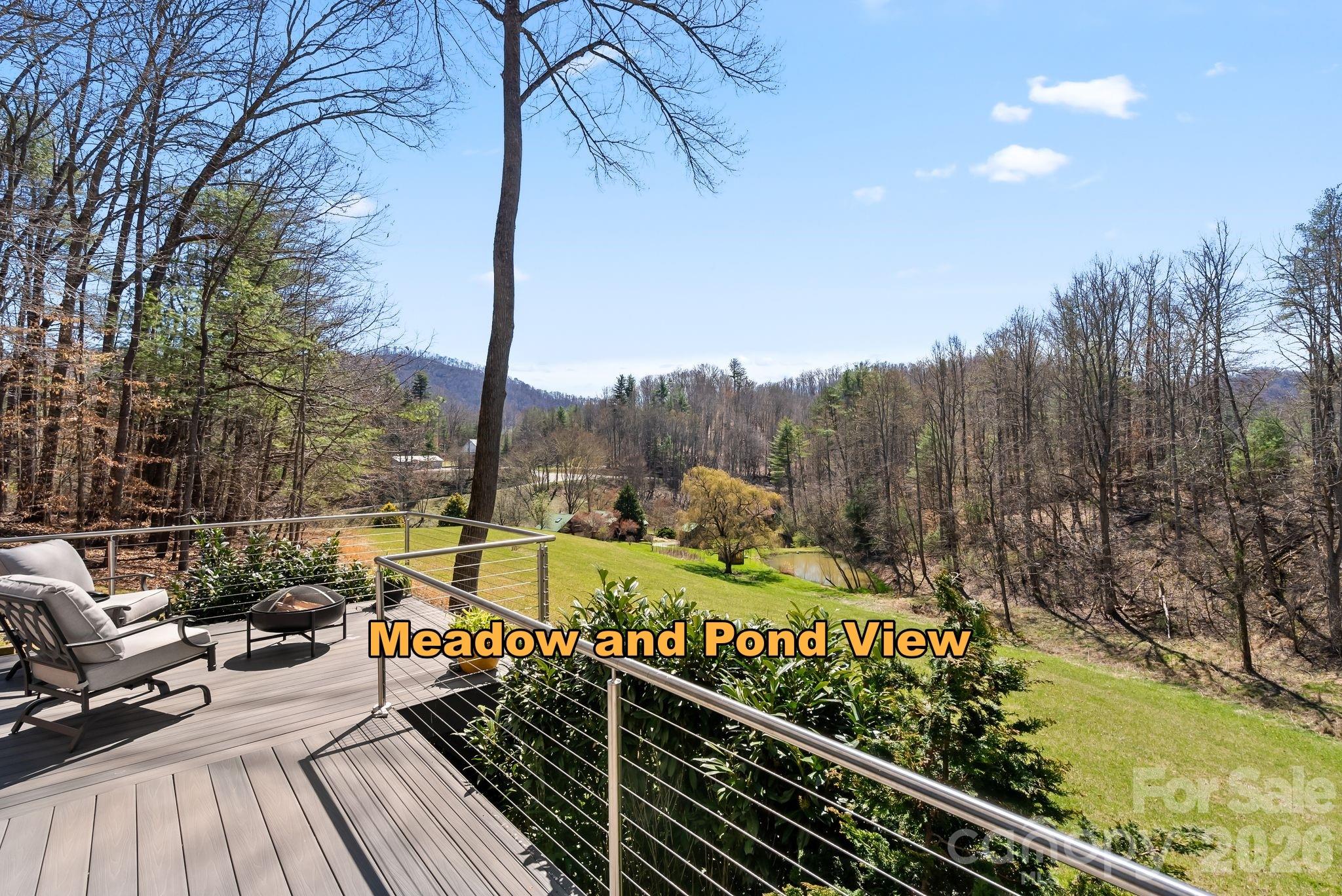404 Amanda Drive — Mars Hill