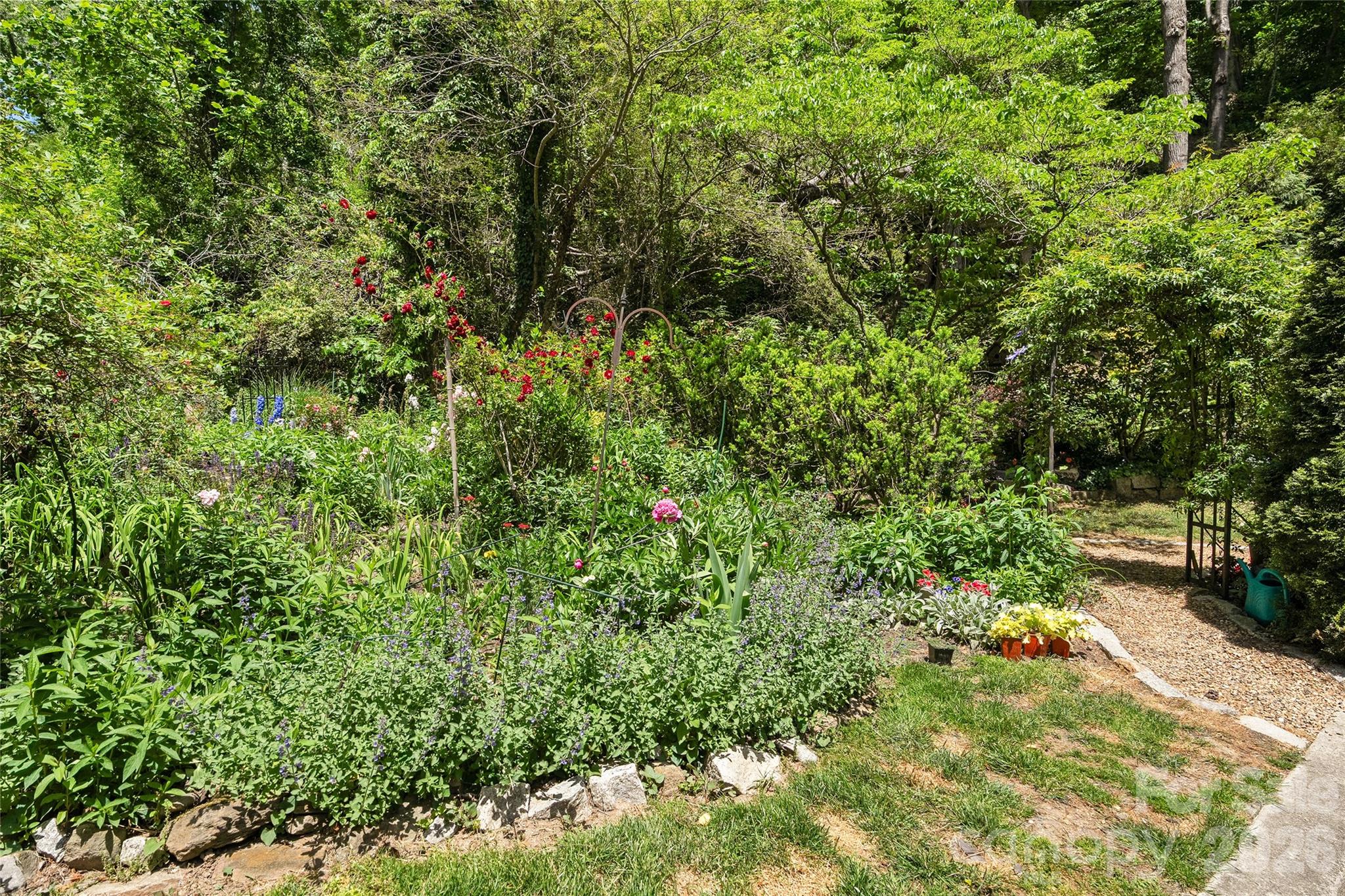 185 Macon Avenue #B10 — Asheville