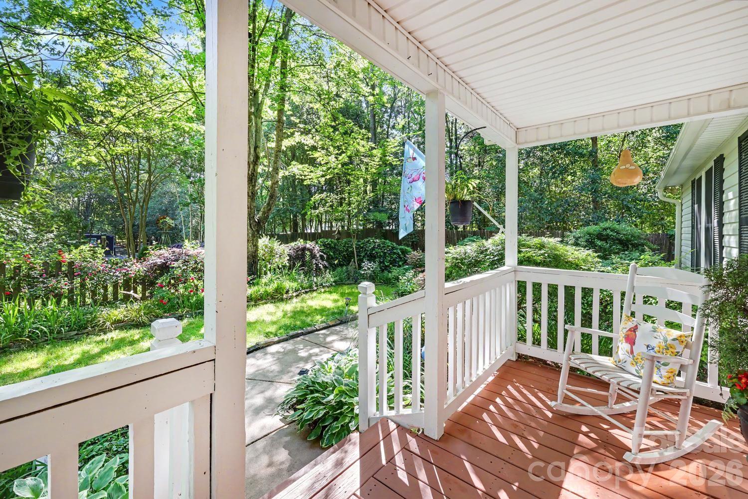 10112 Idlewild Road — Matthews