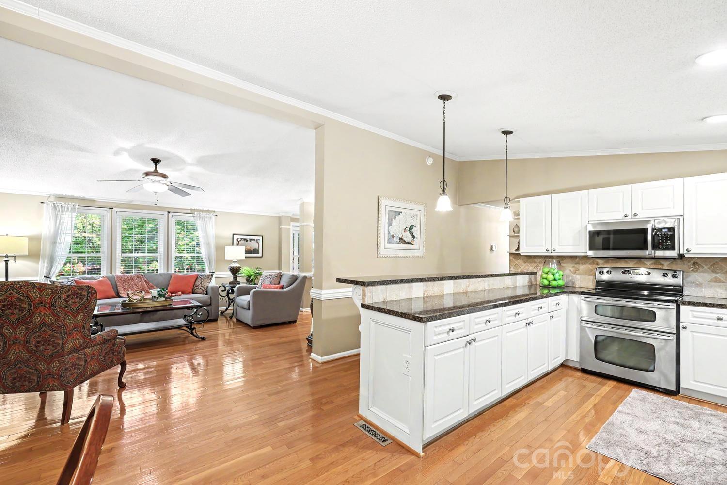 10112 Idlewild Road — Matthews