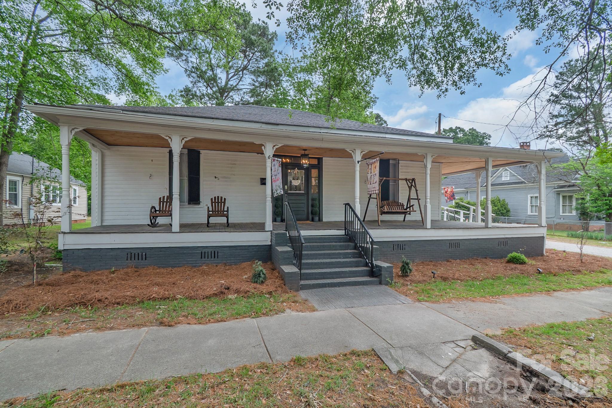 226 Huger Street — Cheraw