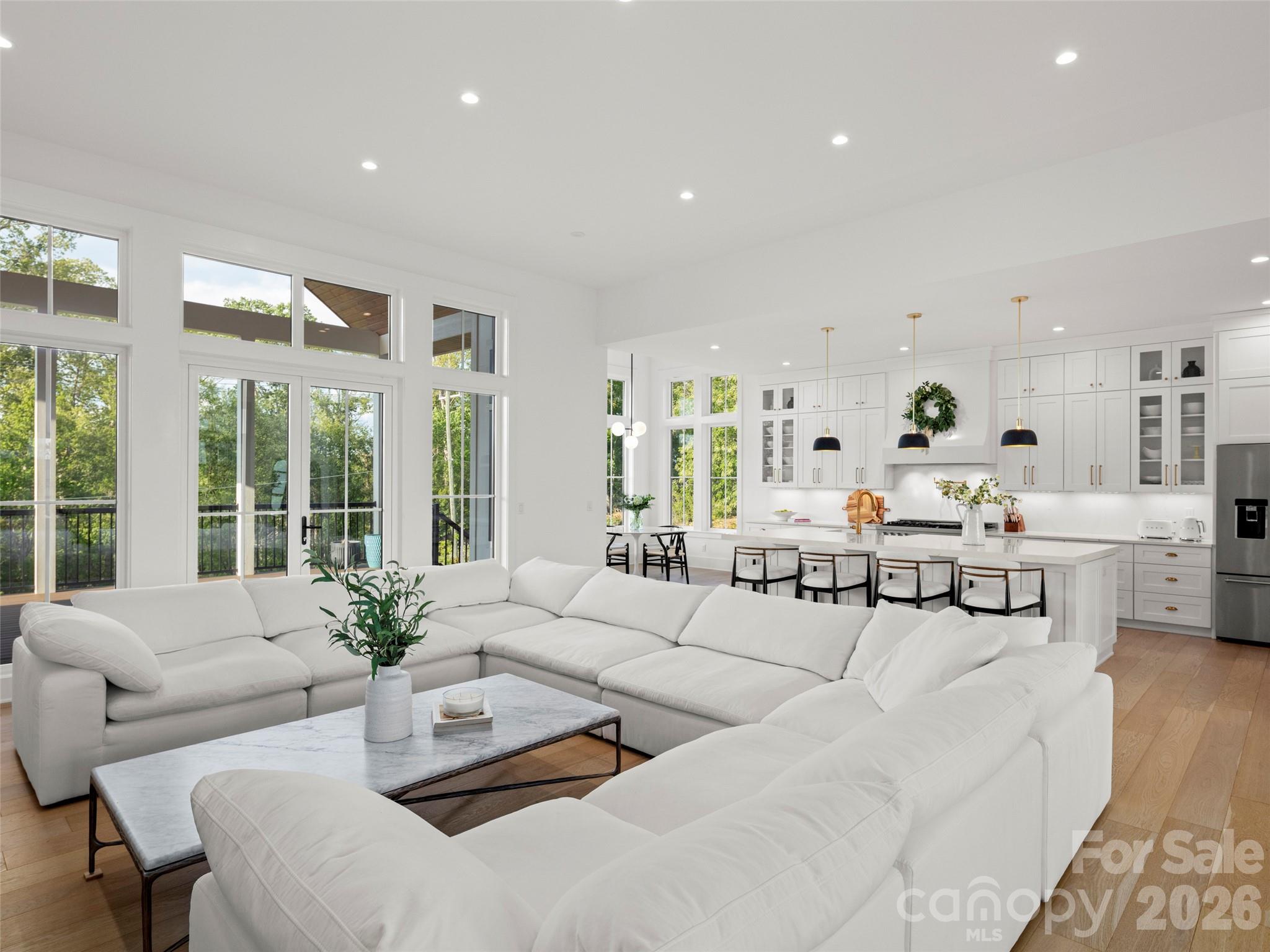 208 Majestic Ridge Road — Mills River