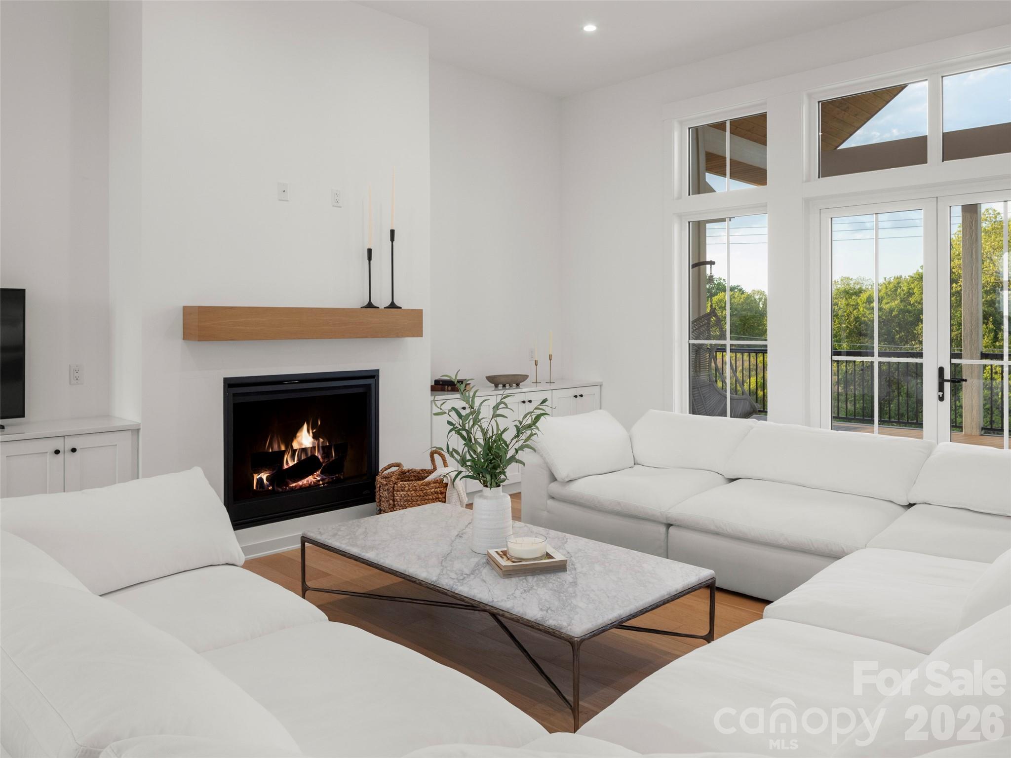 208 Majestic Ridge Road — Mills River
