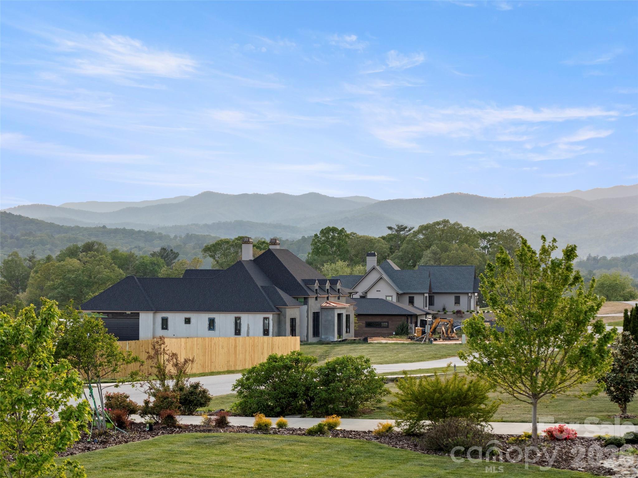 208 Majestic Ridge Road — Mills River
