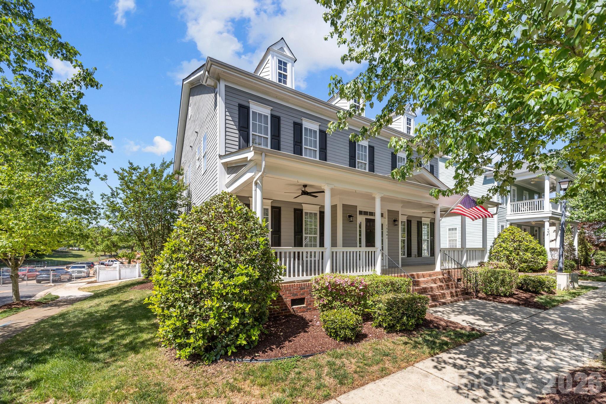 15341 Barnsbury Drive — Huntersville