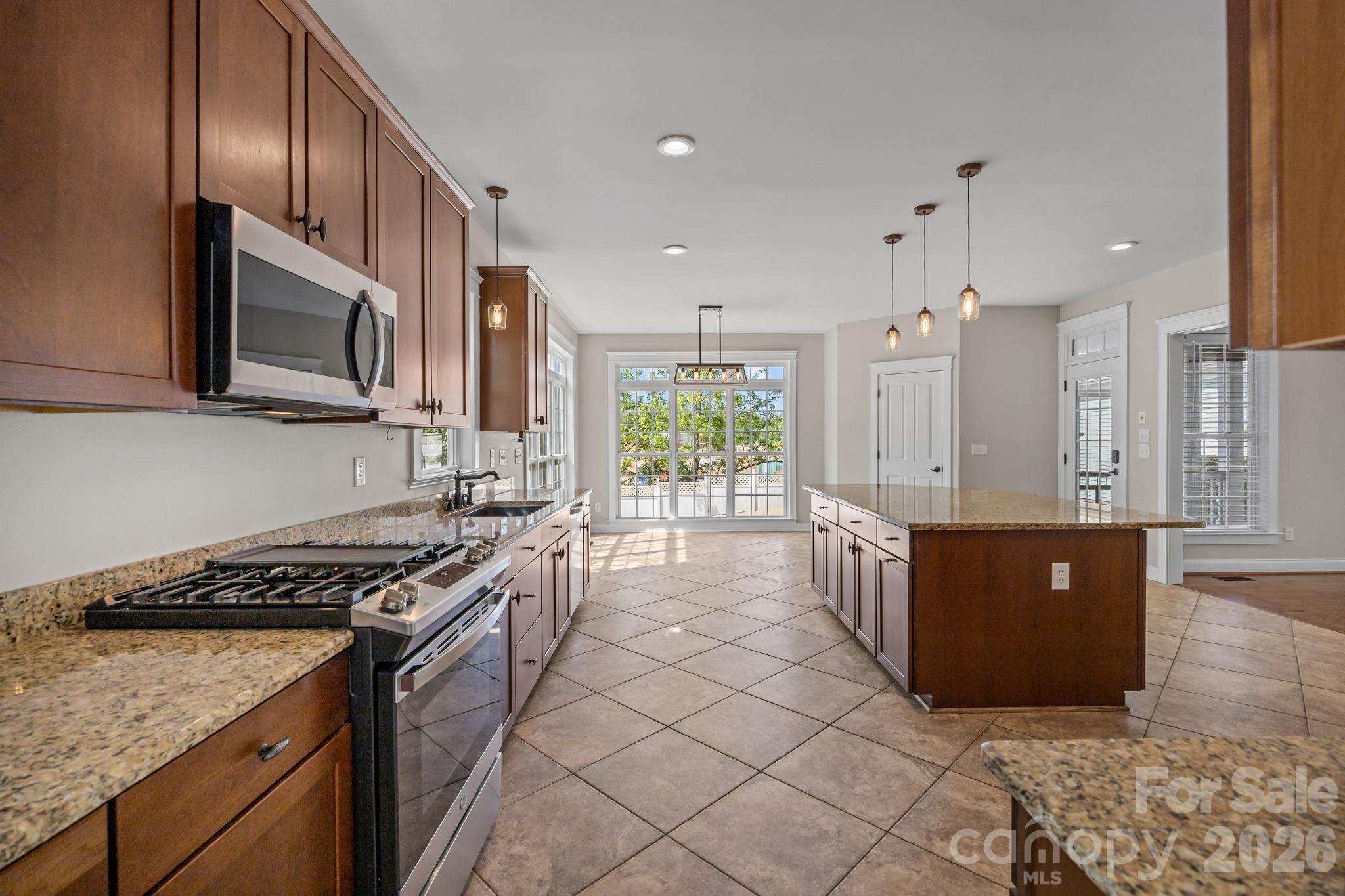 15341 Barnsbury Drive — Huntersville