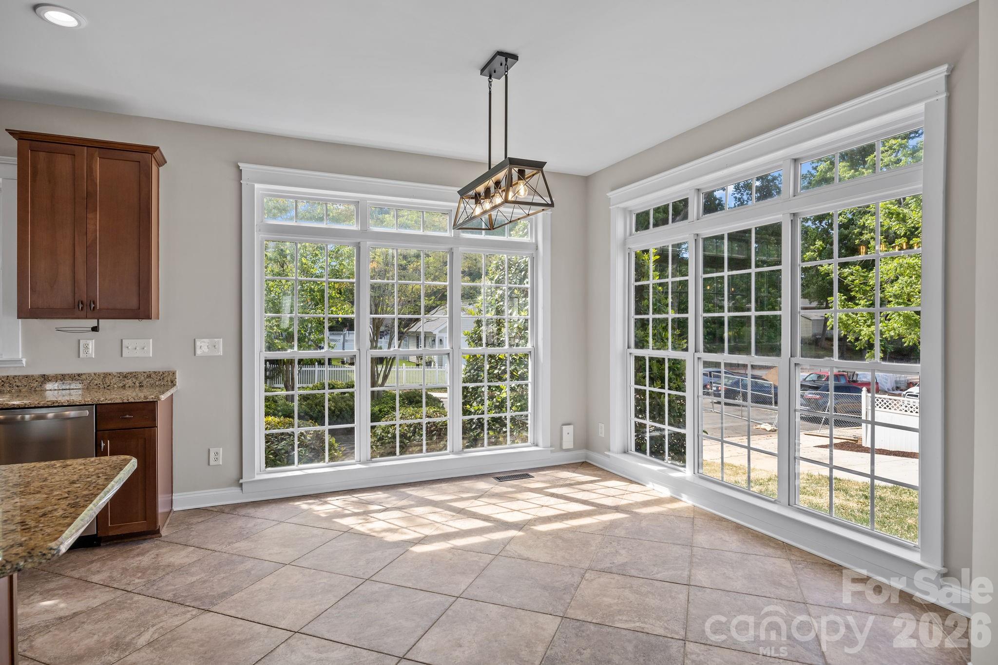 15341 Barnsbury Drive — Huntersville
