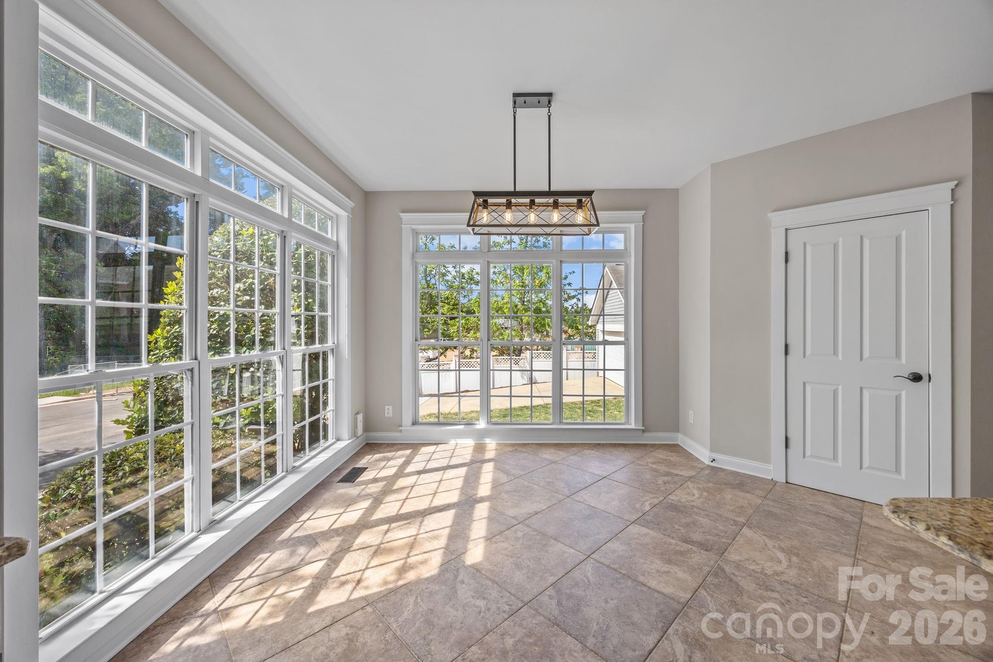 15341 Barnsbury Drive — Huntersville