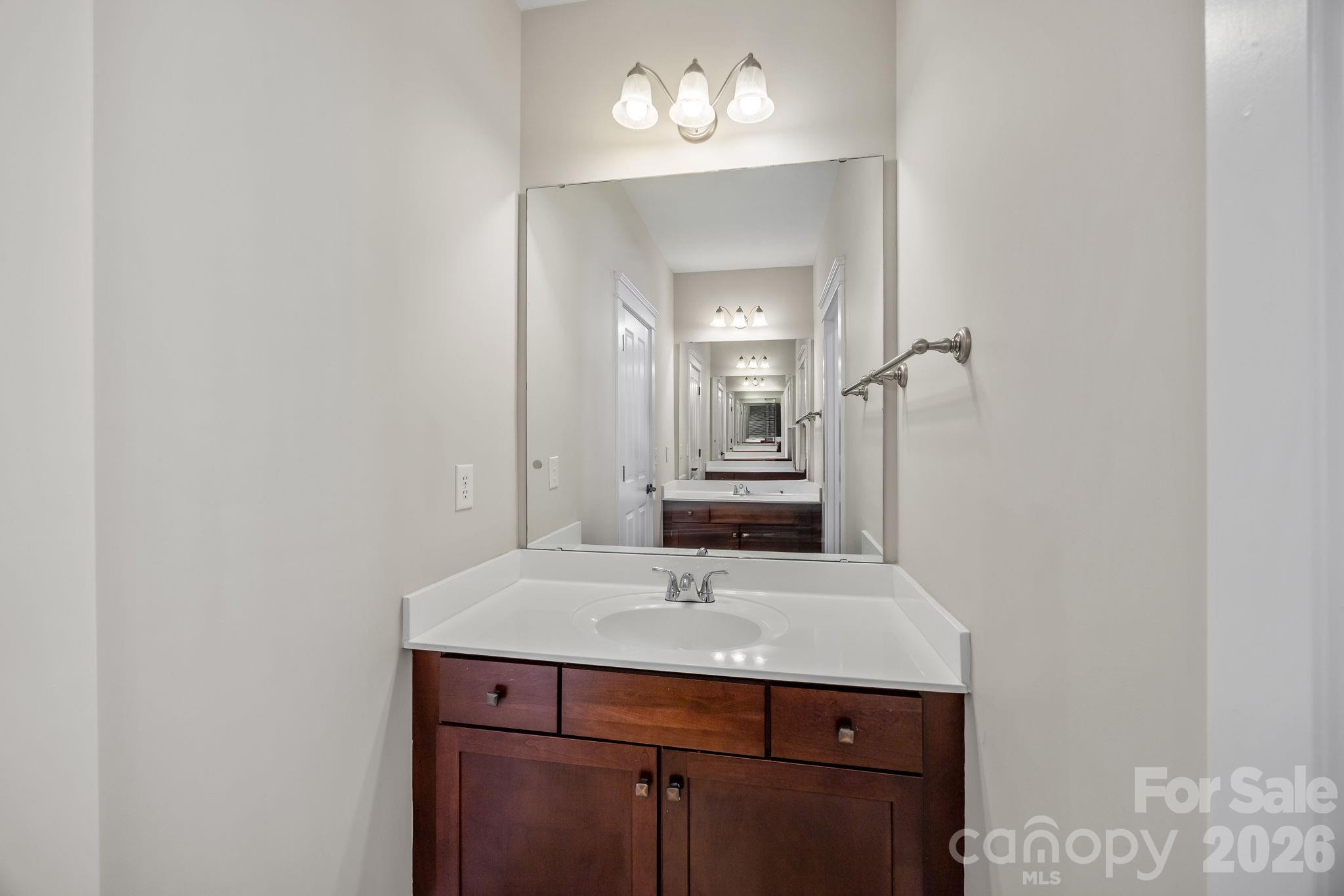 15341 Barnsbury Drive — Huntersville