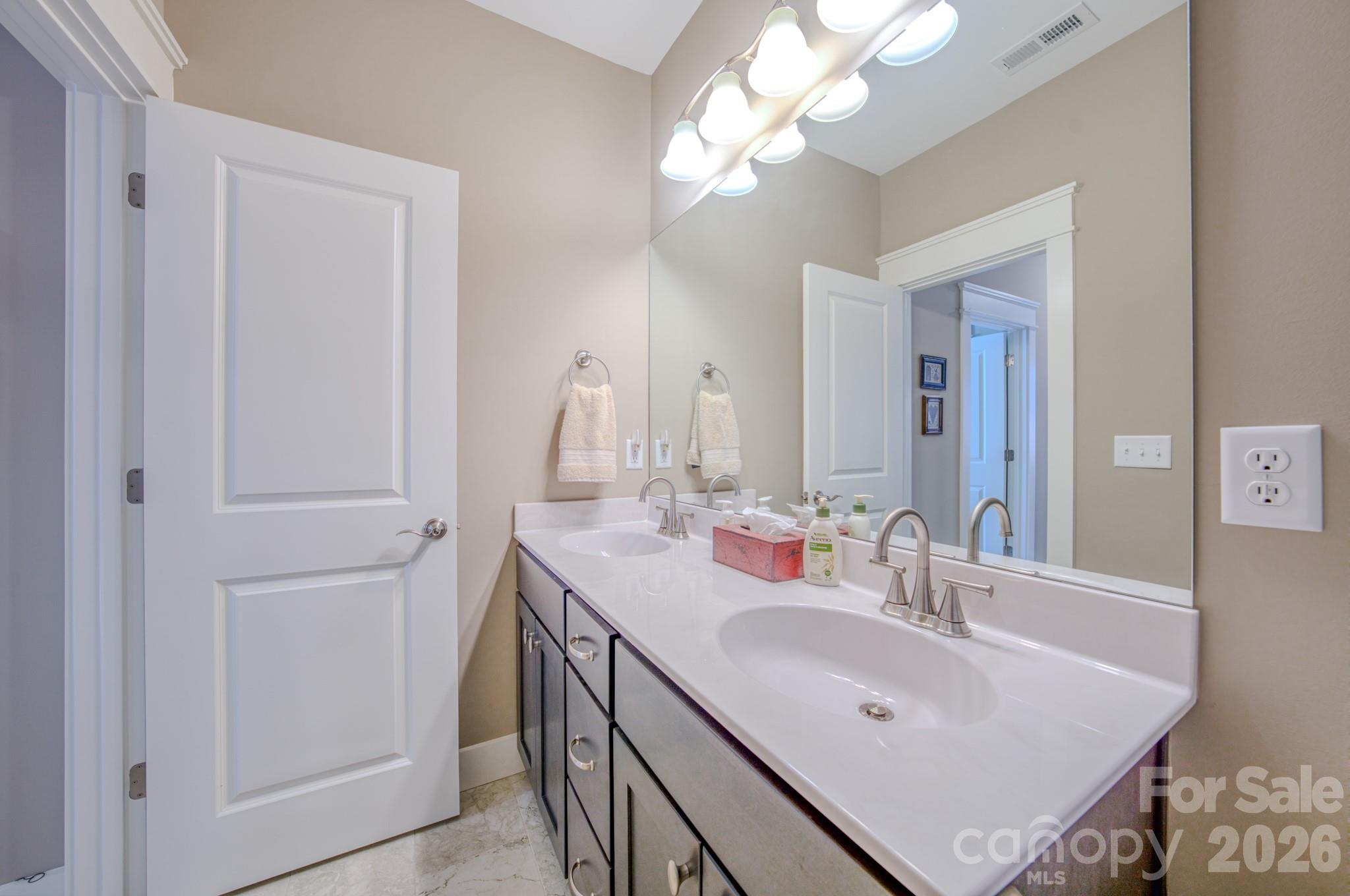 560 Sweet Birch Park Lane — Black Mountain