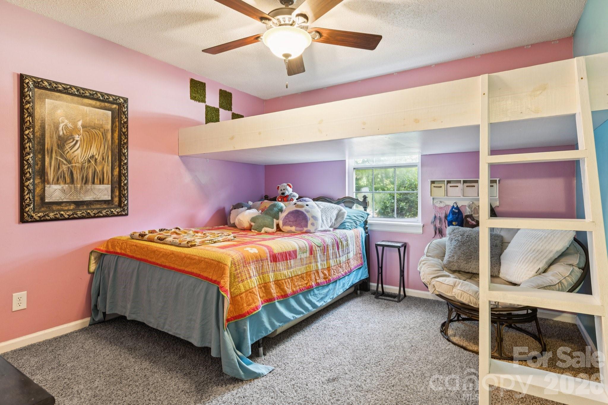 125 Mills Forest Lane — Mooresville