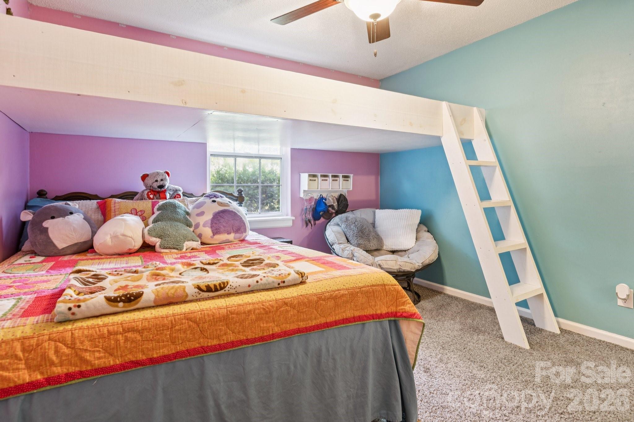 125 Mills Forest Lane — Mooresville