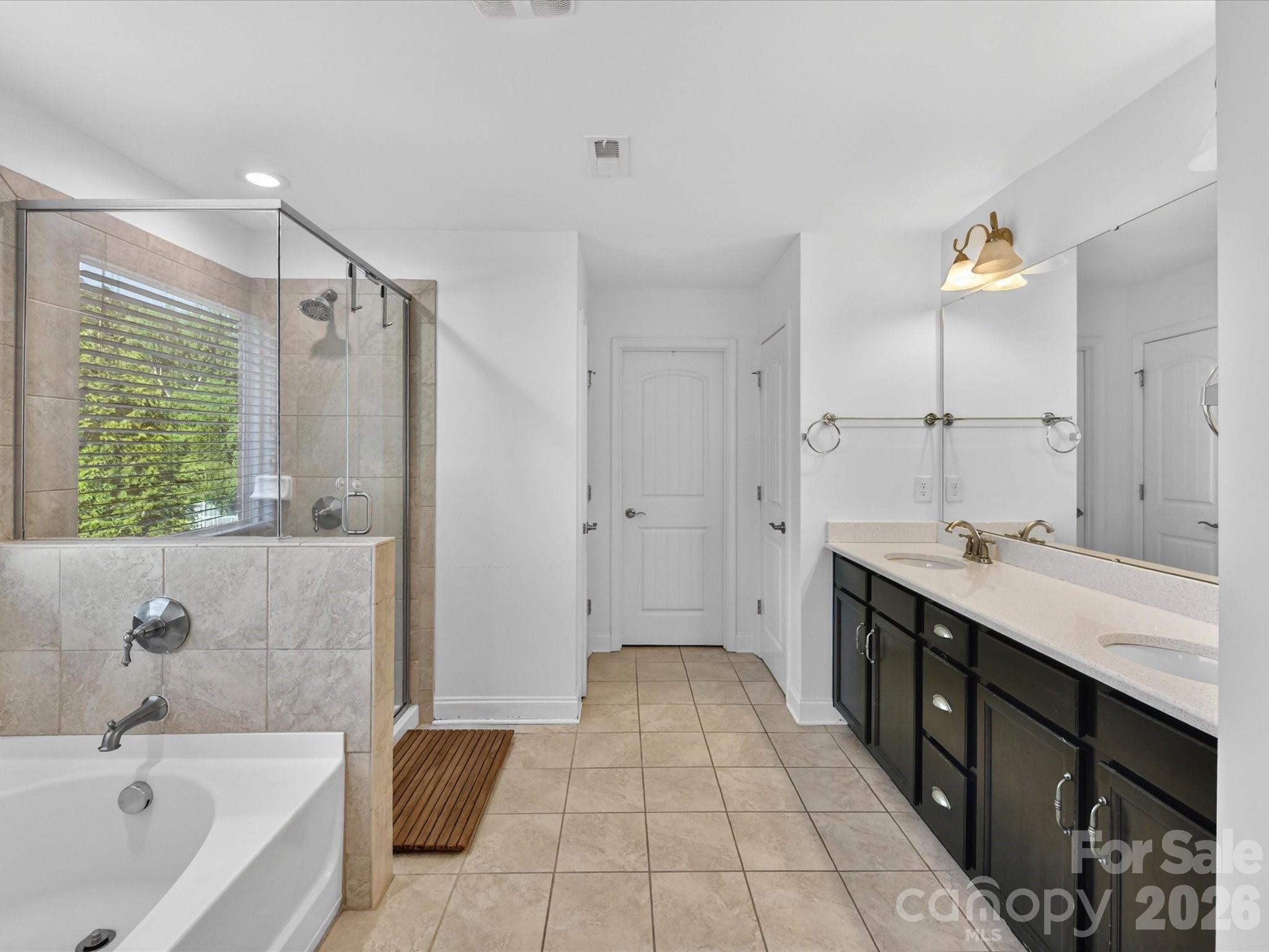 113 Hillandale Road — Charlotte